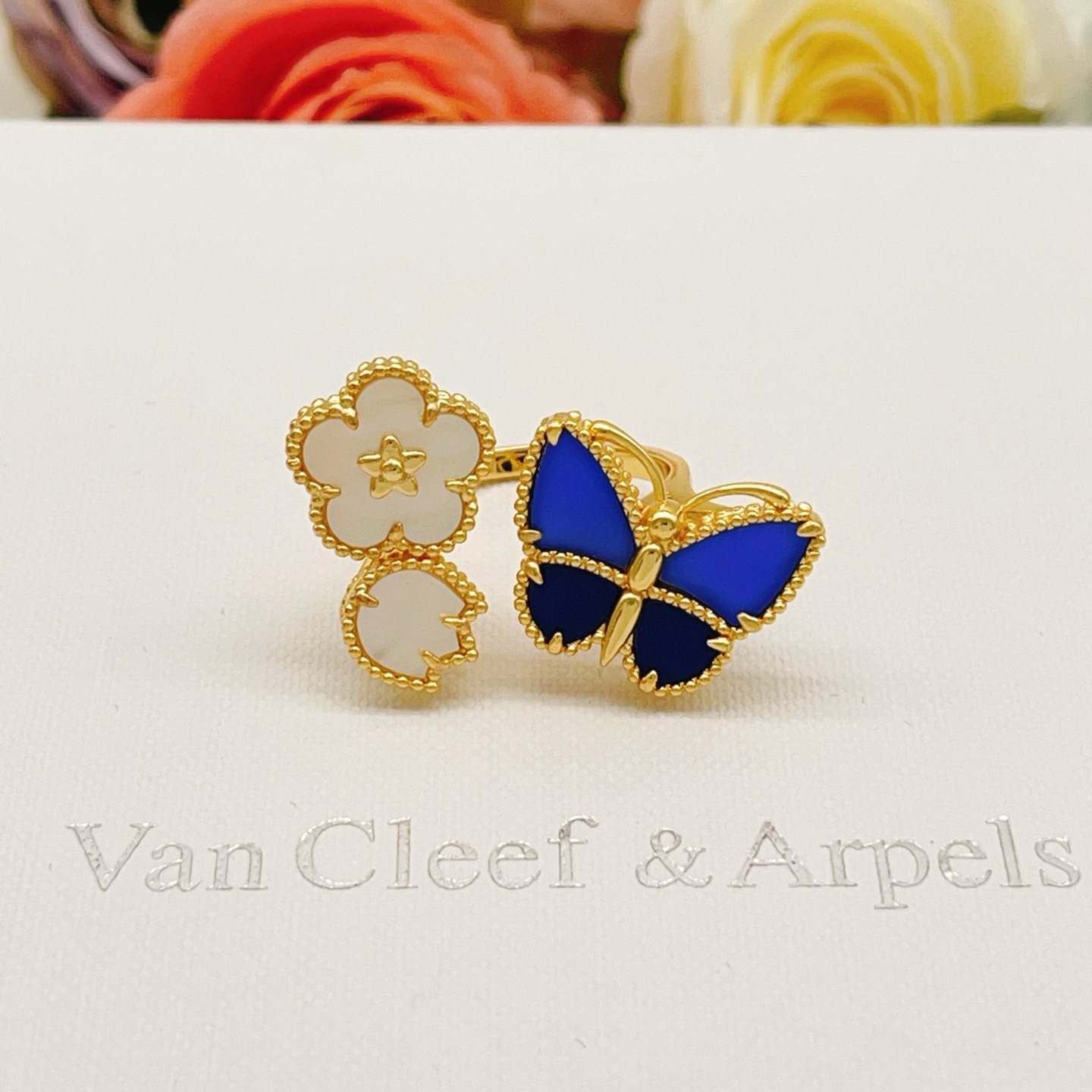 Van Cleef & Arpels ring-86