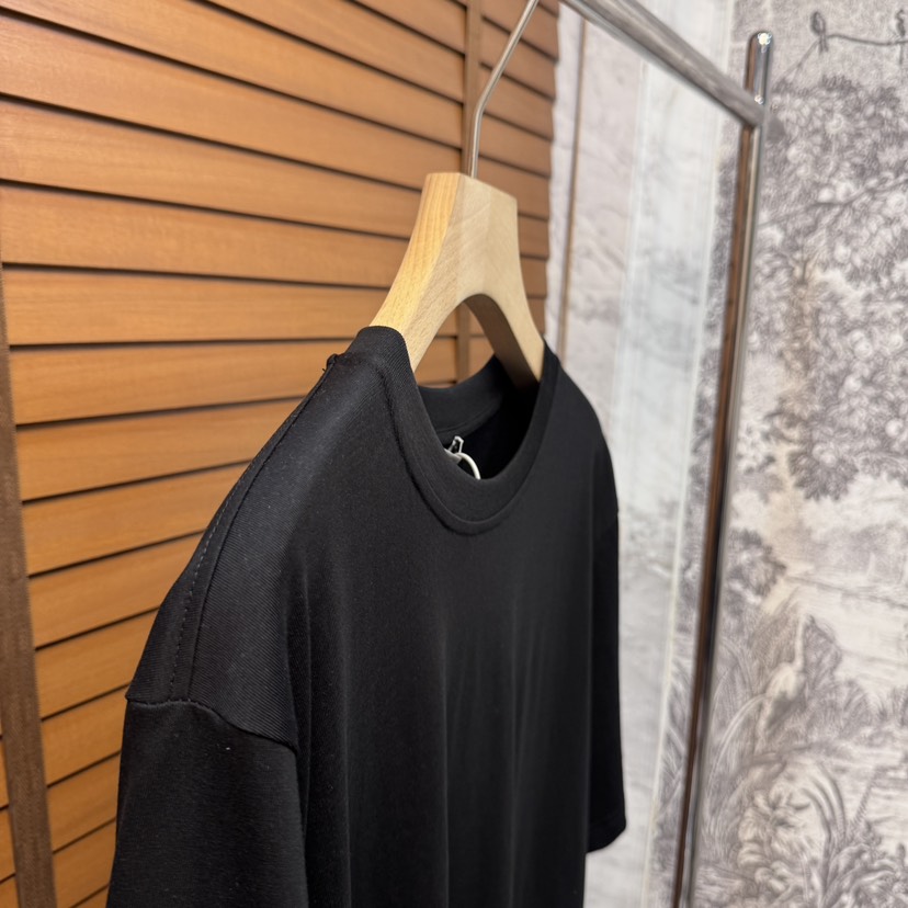 YSL clothing-113