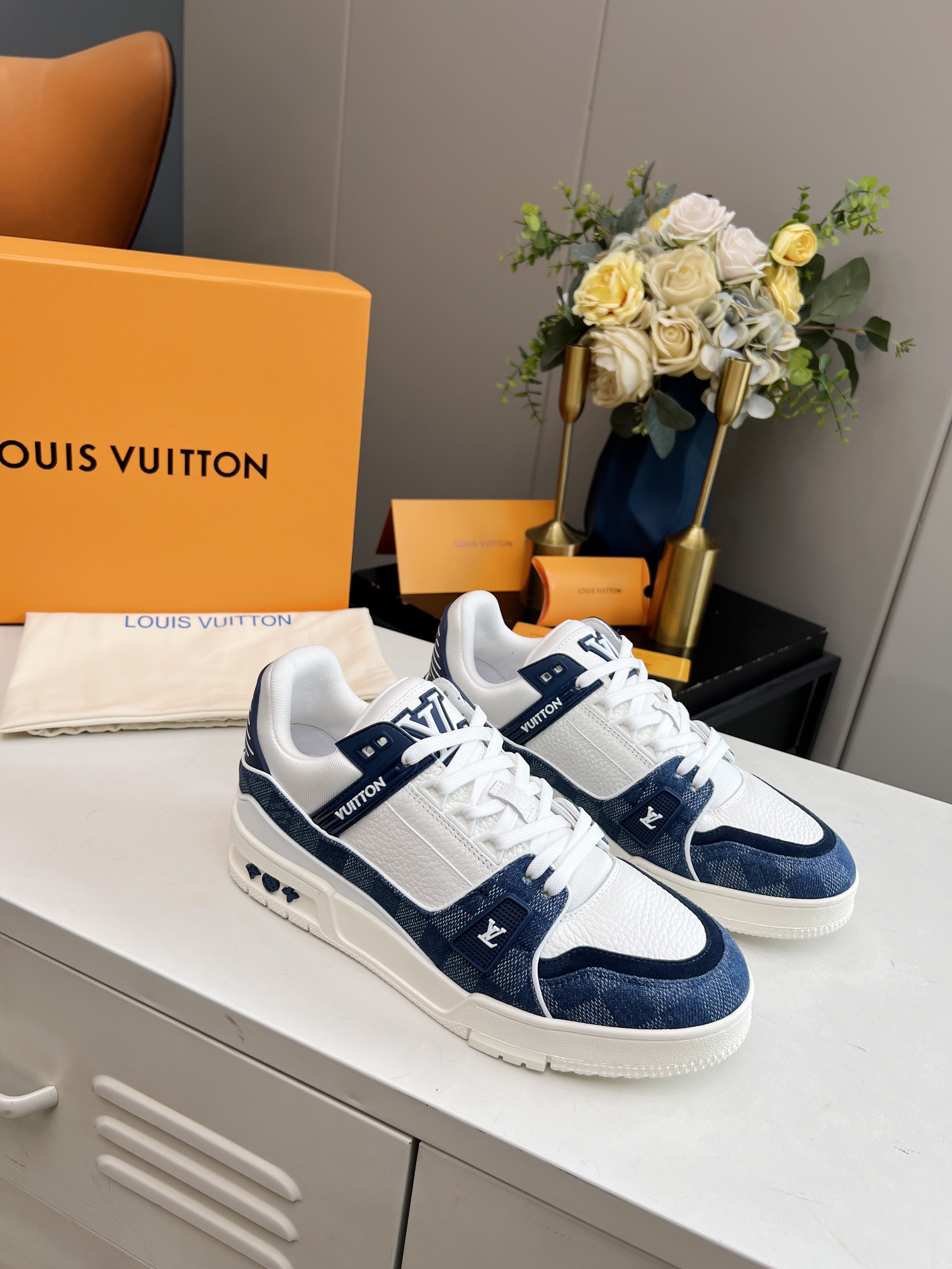 Lv Sneakers-72