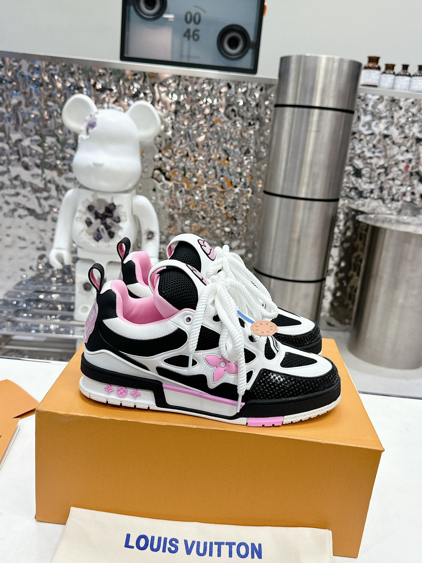 Lv Sneakers-51