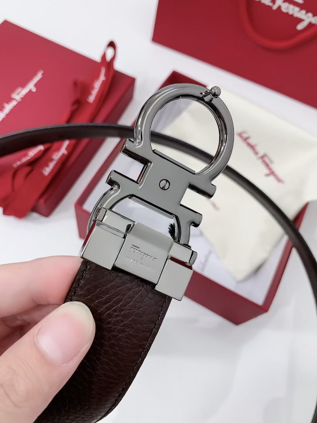 Ferragamo belt-122