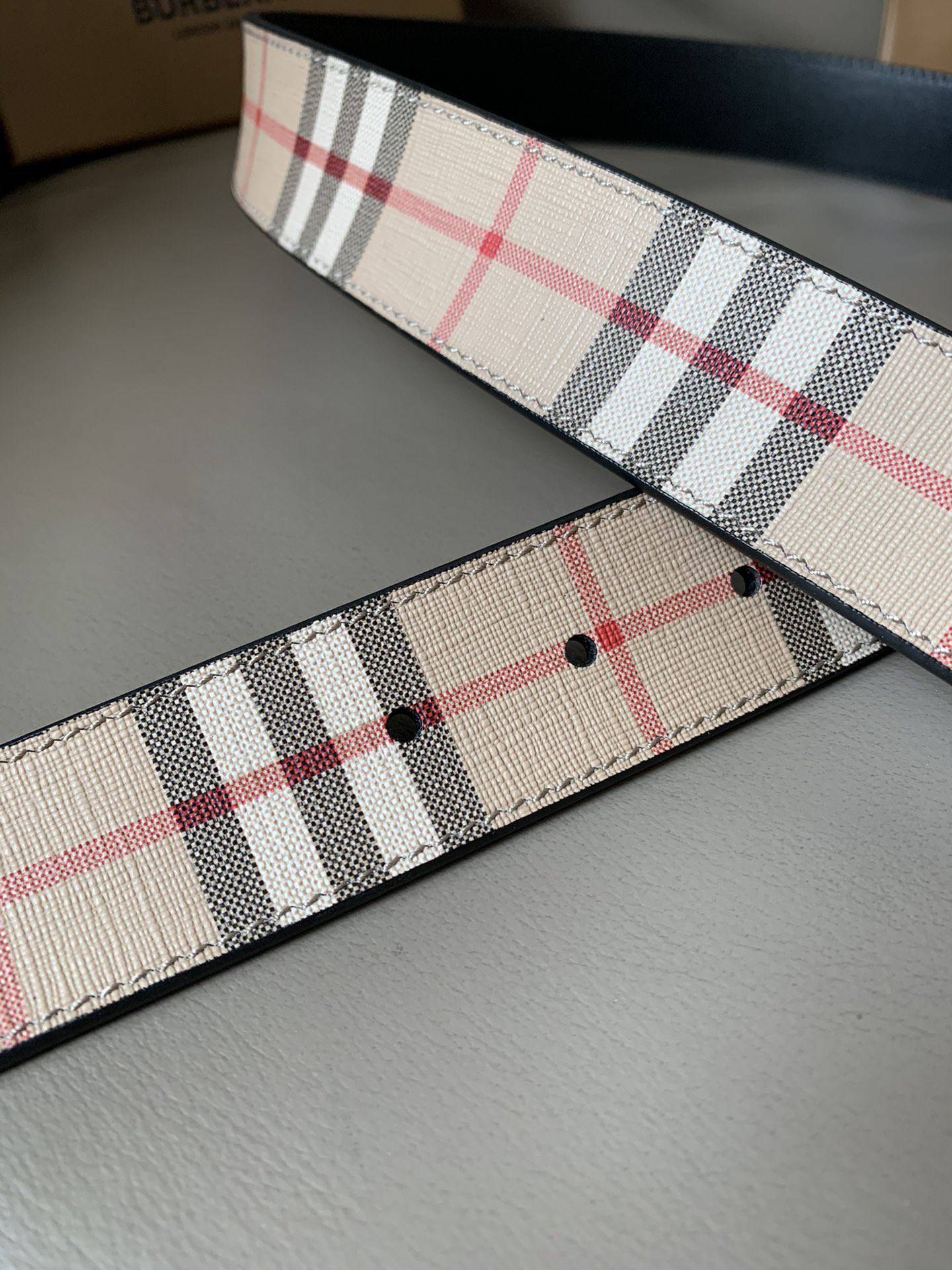 Burberry belt-105
