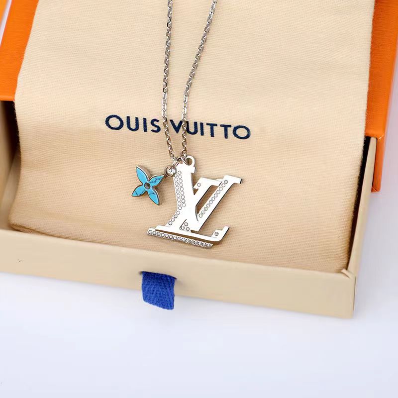 LV necklace-57