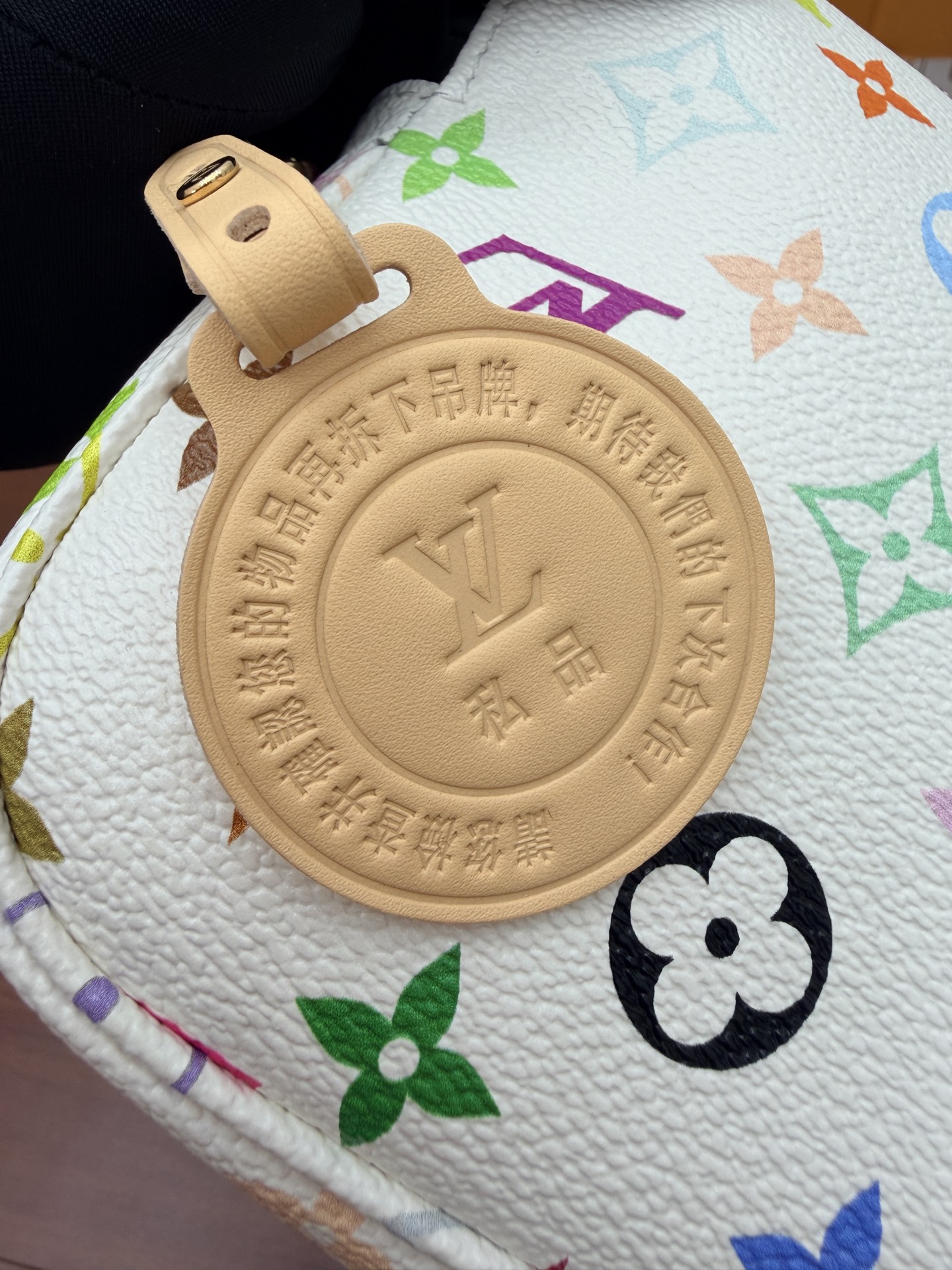 Louis Vuitton Hot New Product-170