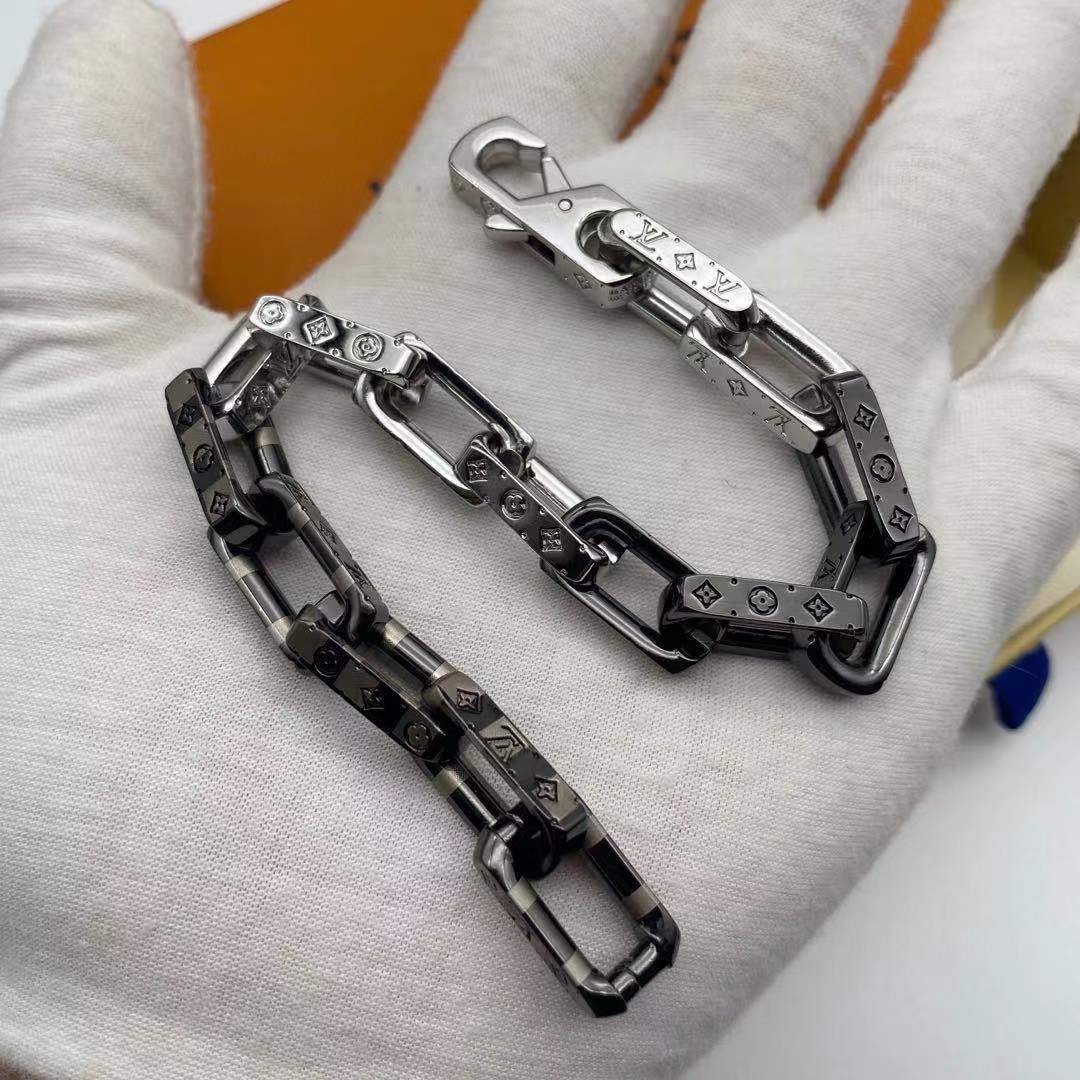 LV Bracelet-44