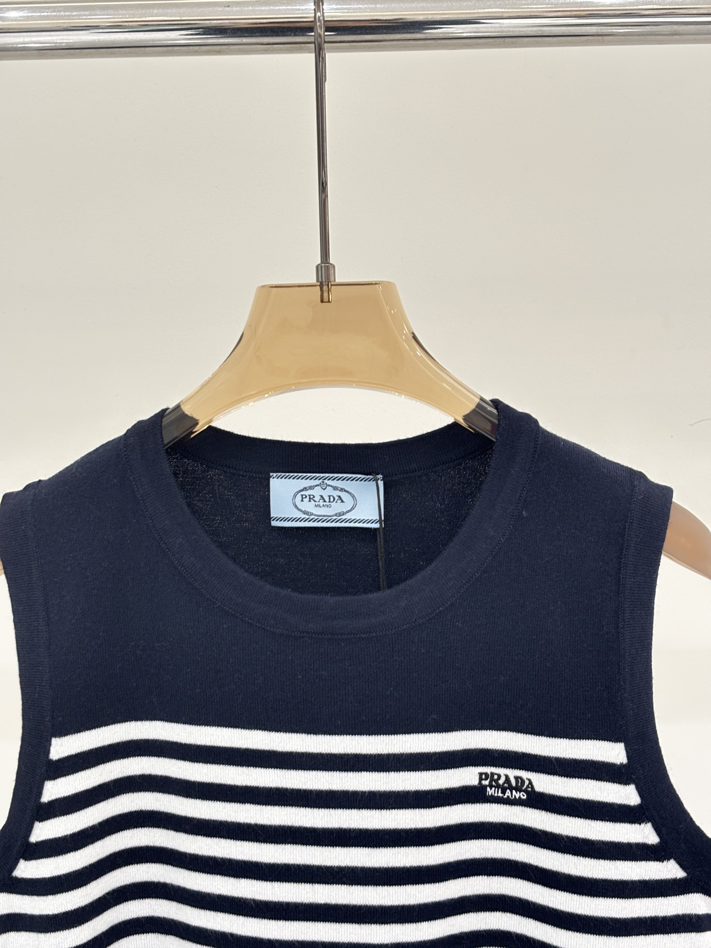 Prada Clothing-275