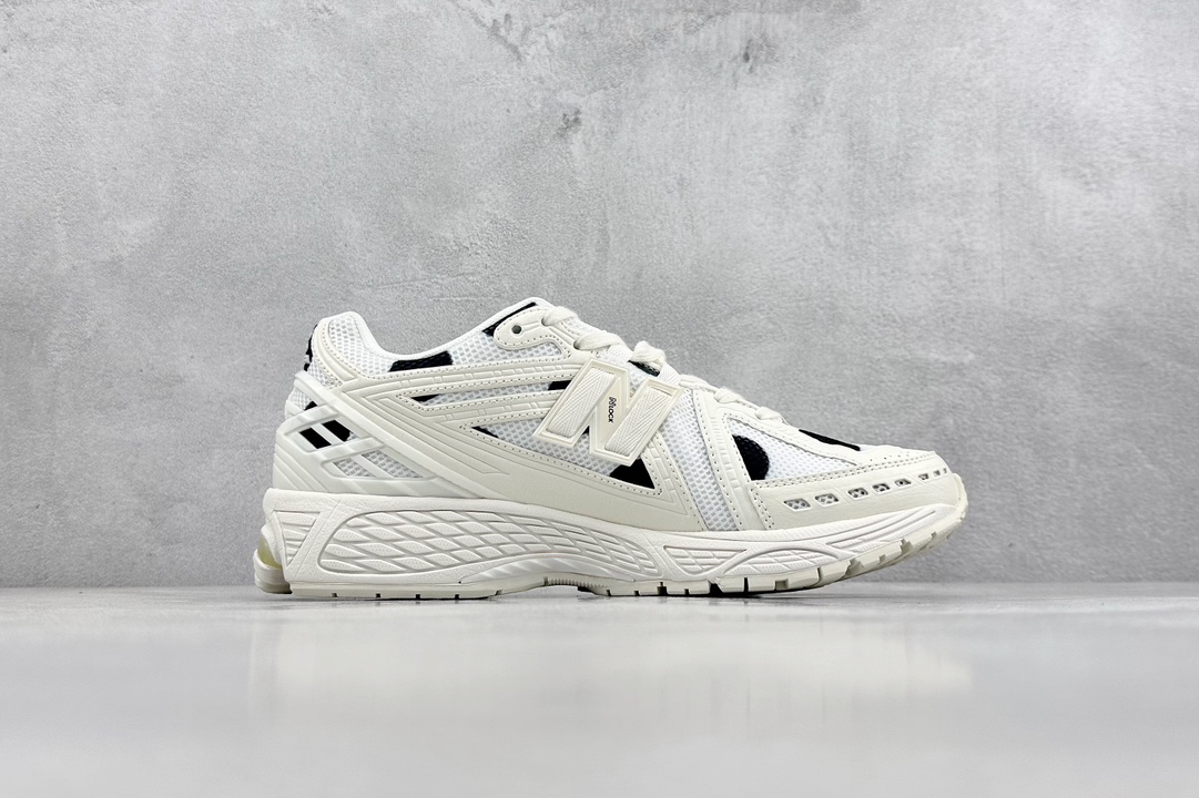 New Balance Sneakers-91