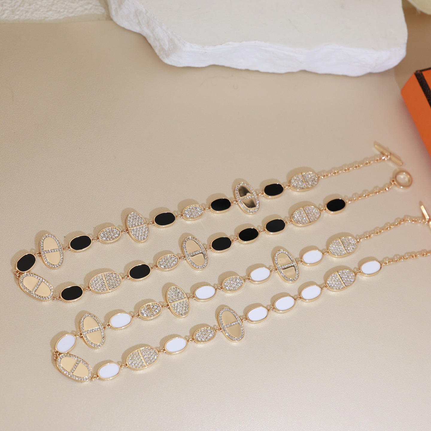 Hermes necklace-1