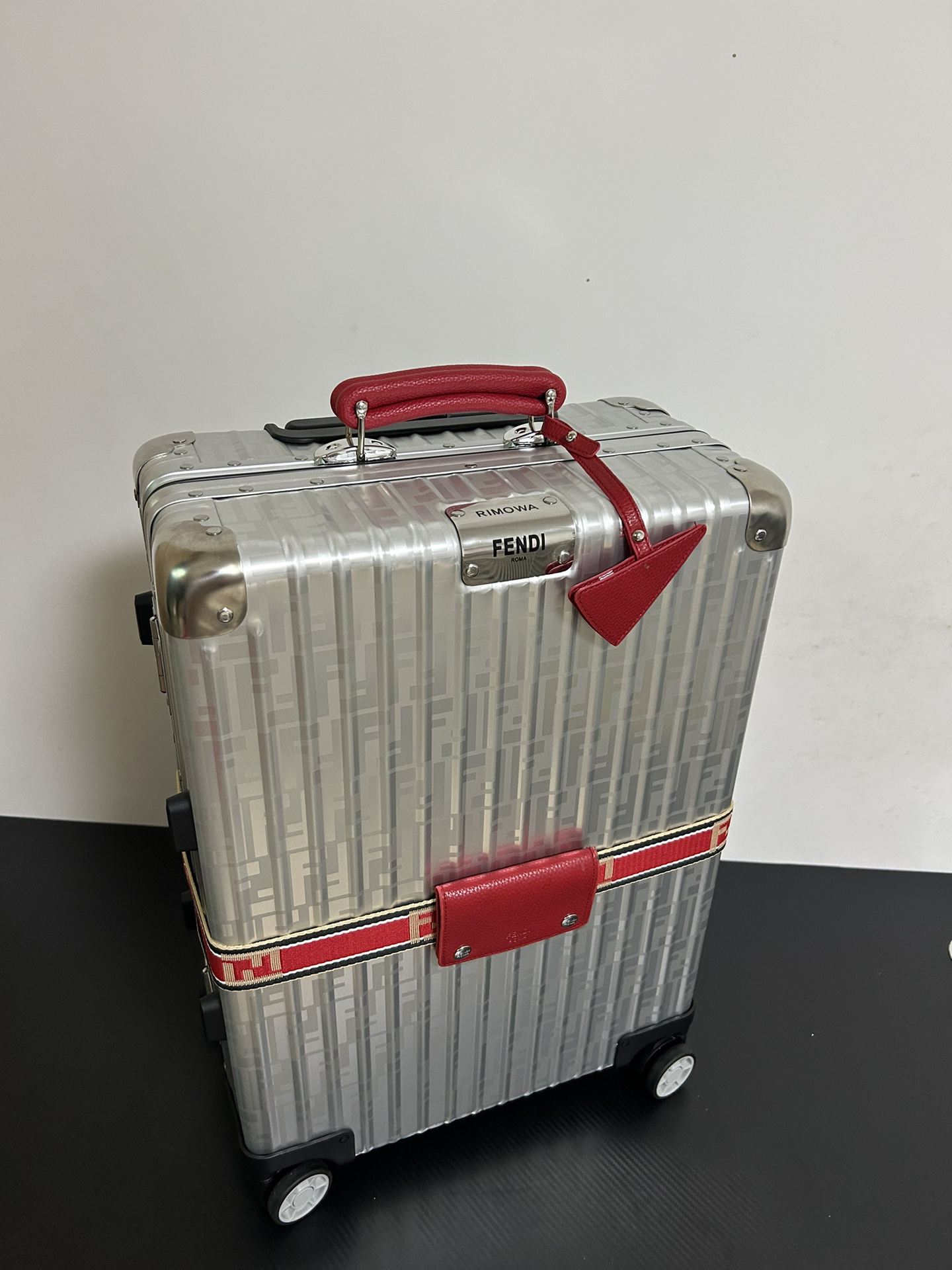 Fendi luggage-7