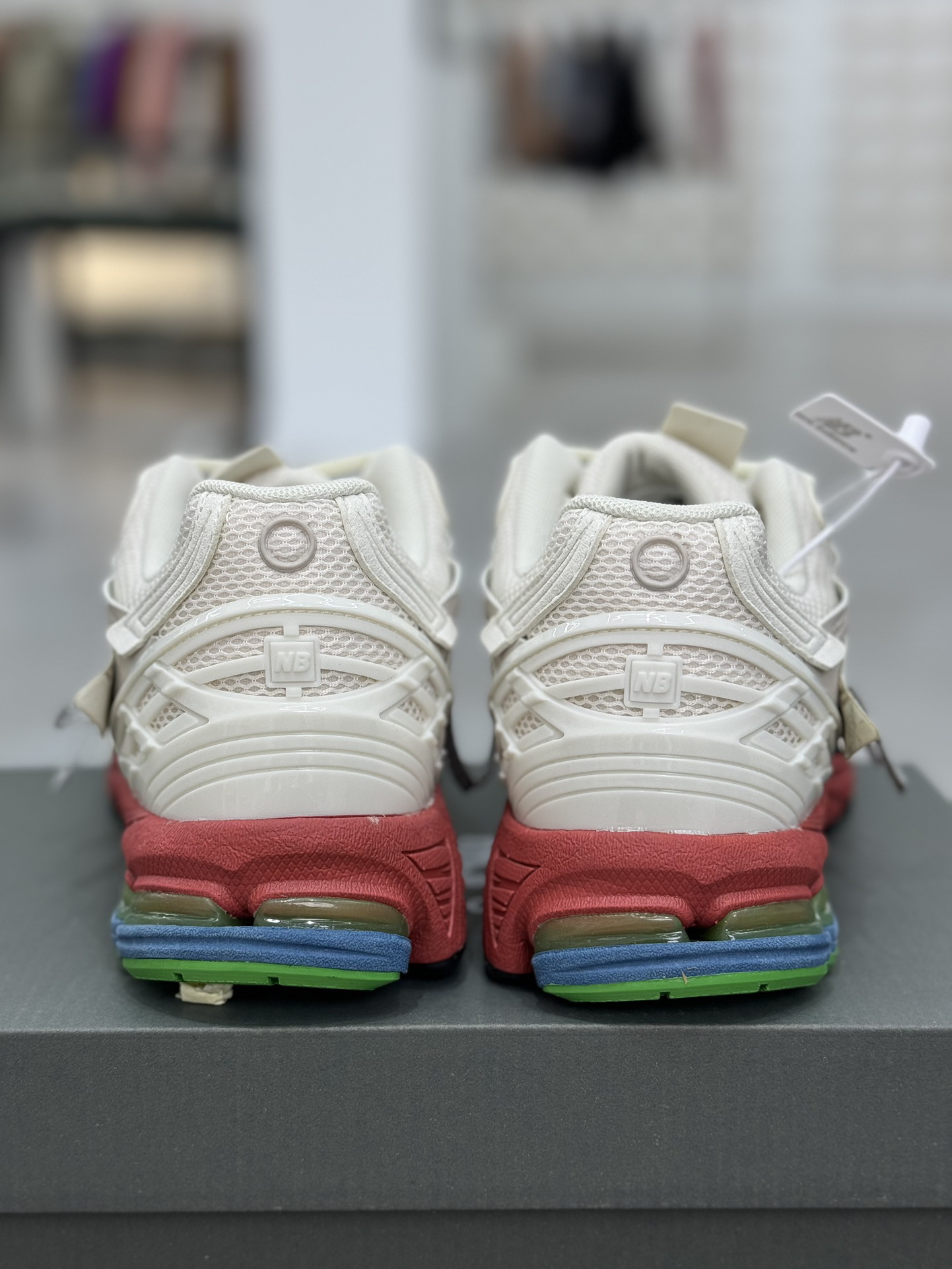 New Balance Sneakers-234