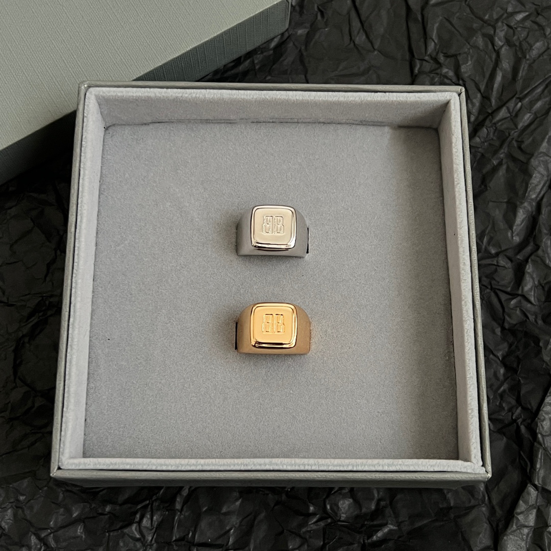 Balenciaga ring-17