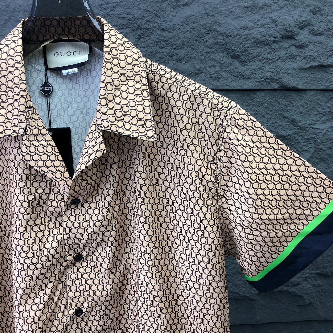 Gucci Clothing-118