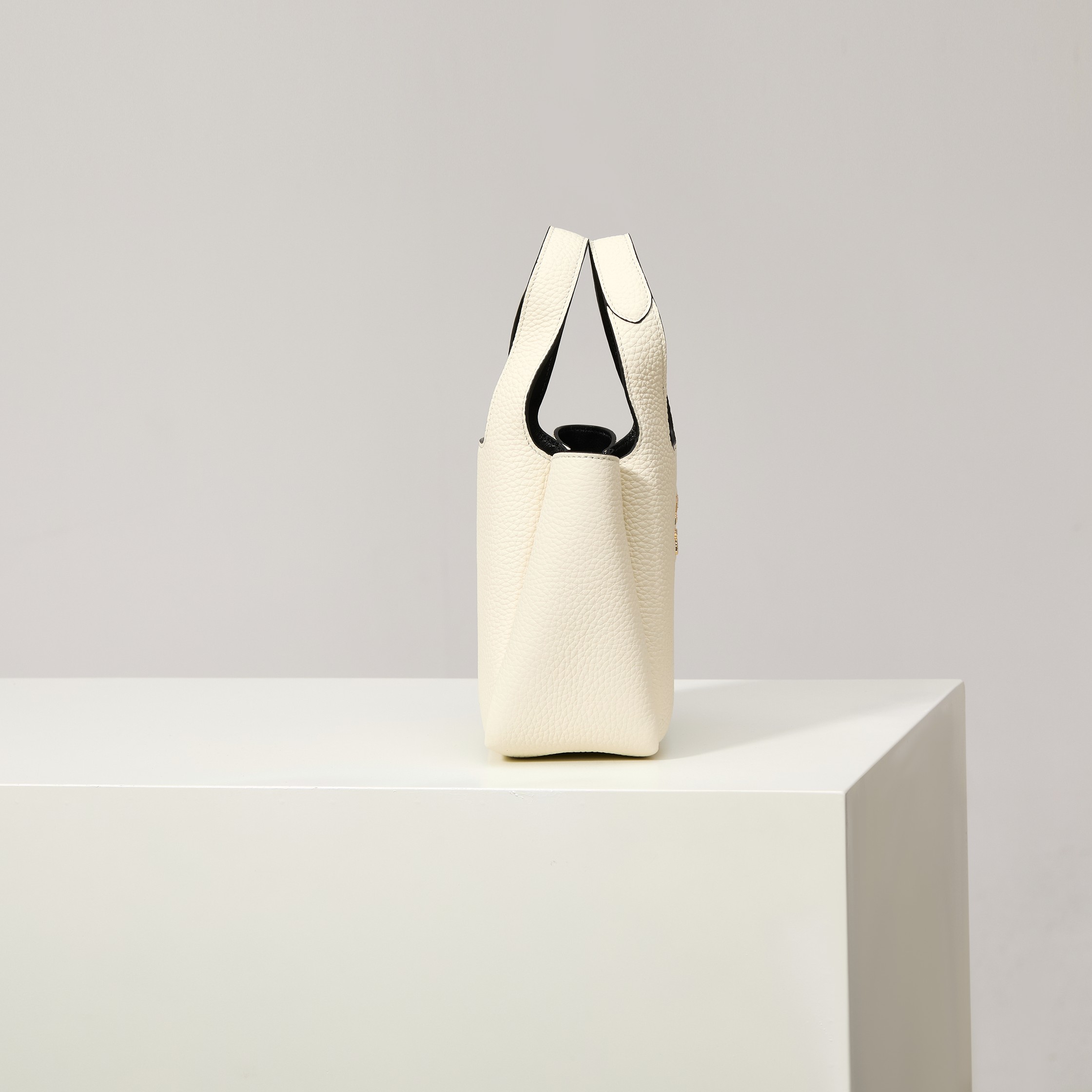 Prada Hot New Product-51