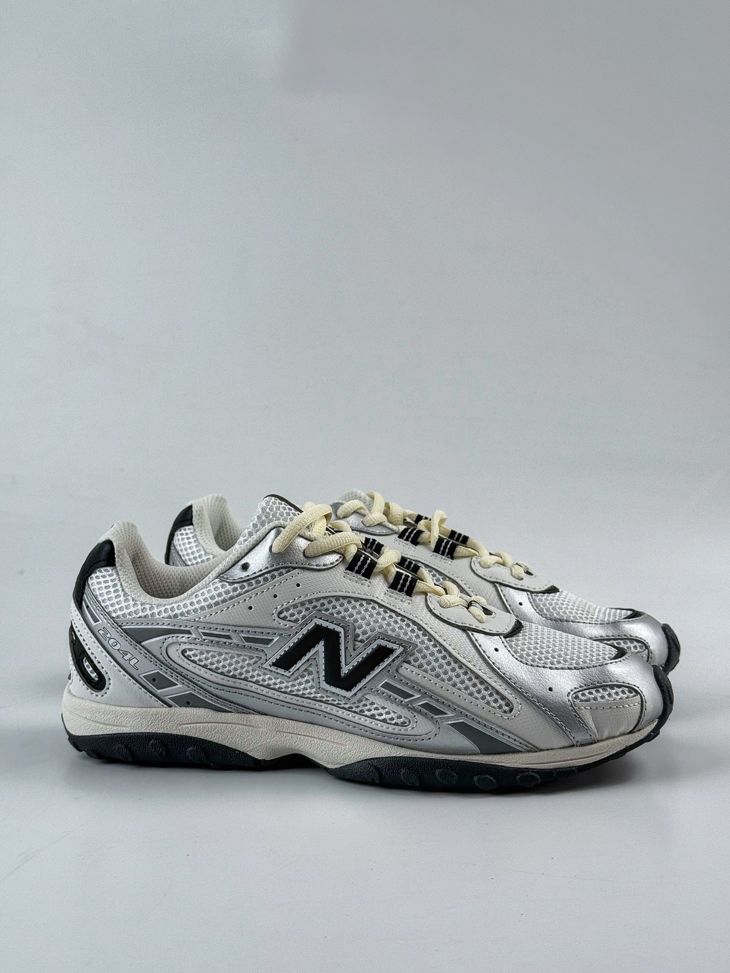 New Balance Sneakers-124
