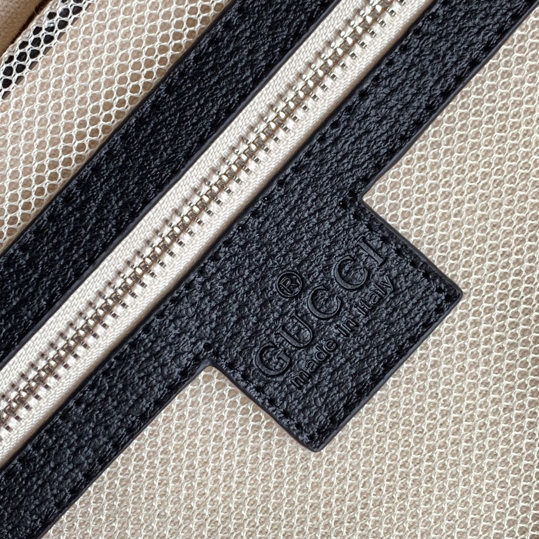 Gucci luggage-35