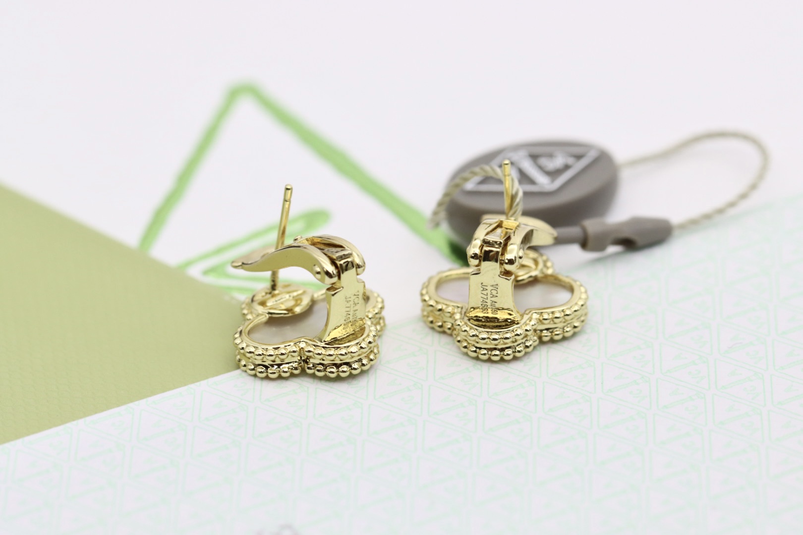 Van Cleef & Arpels earring-7