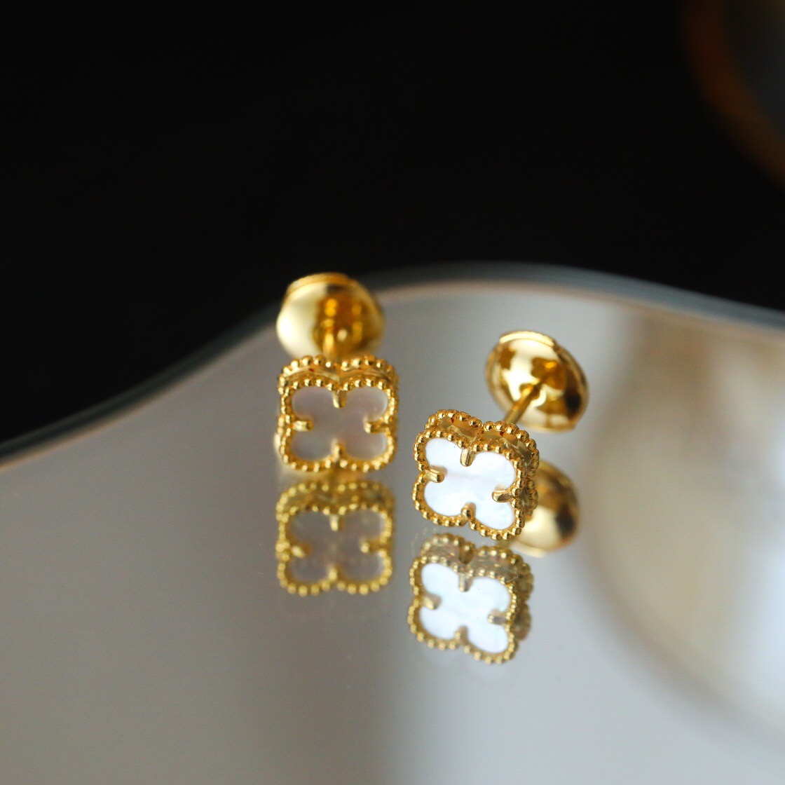 Van Cleef & Arpels earring-26