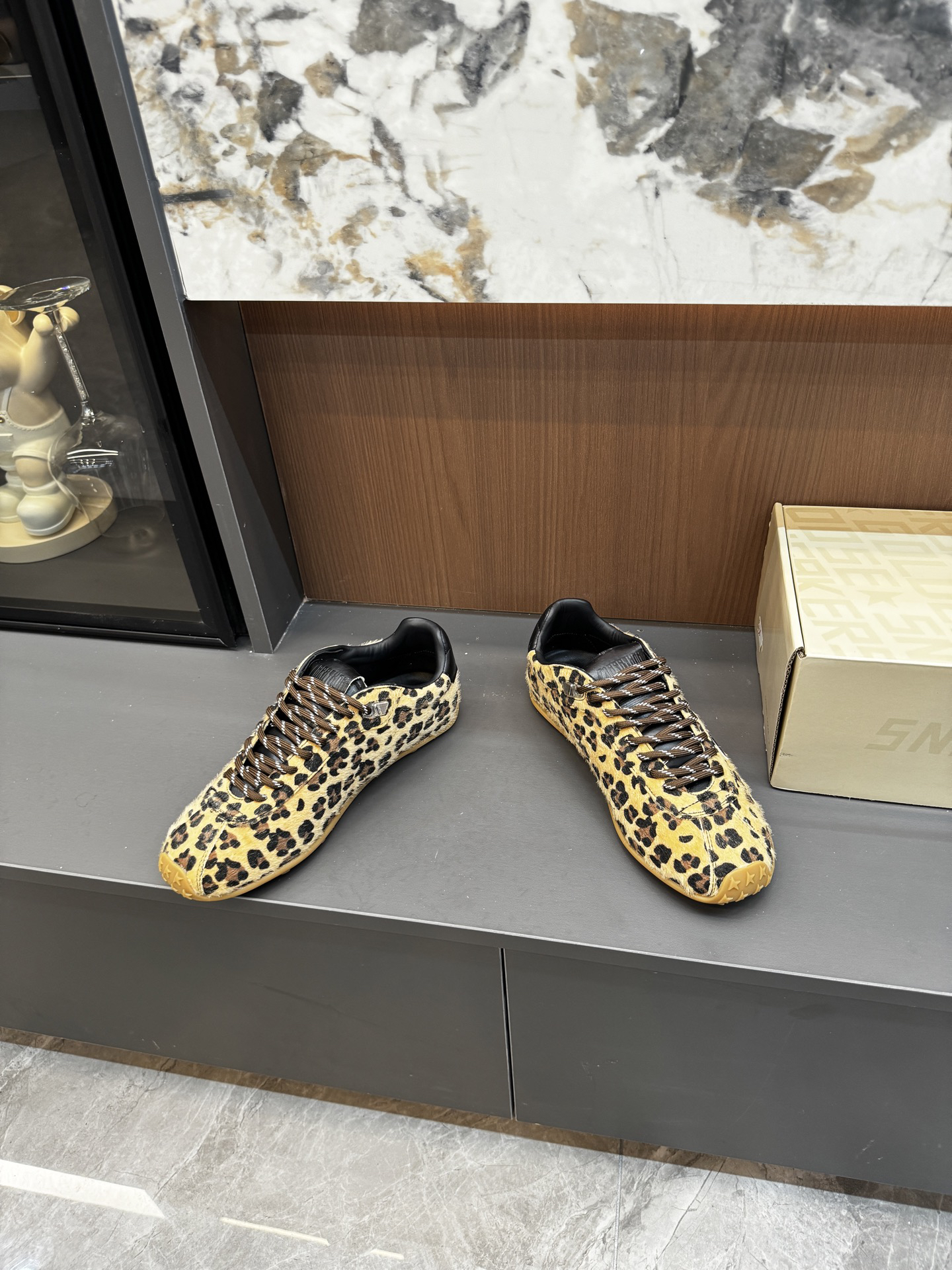 Golden Goose Sneakers-24