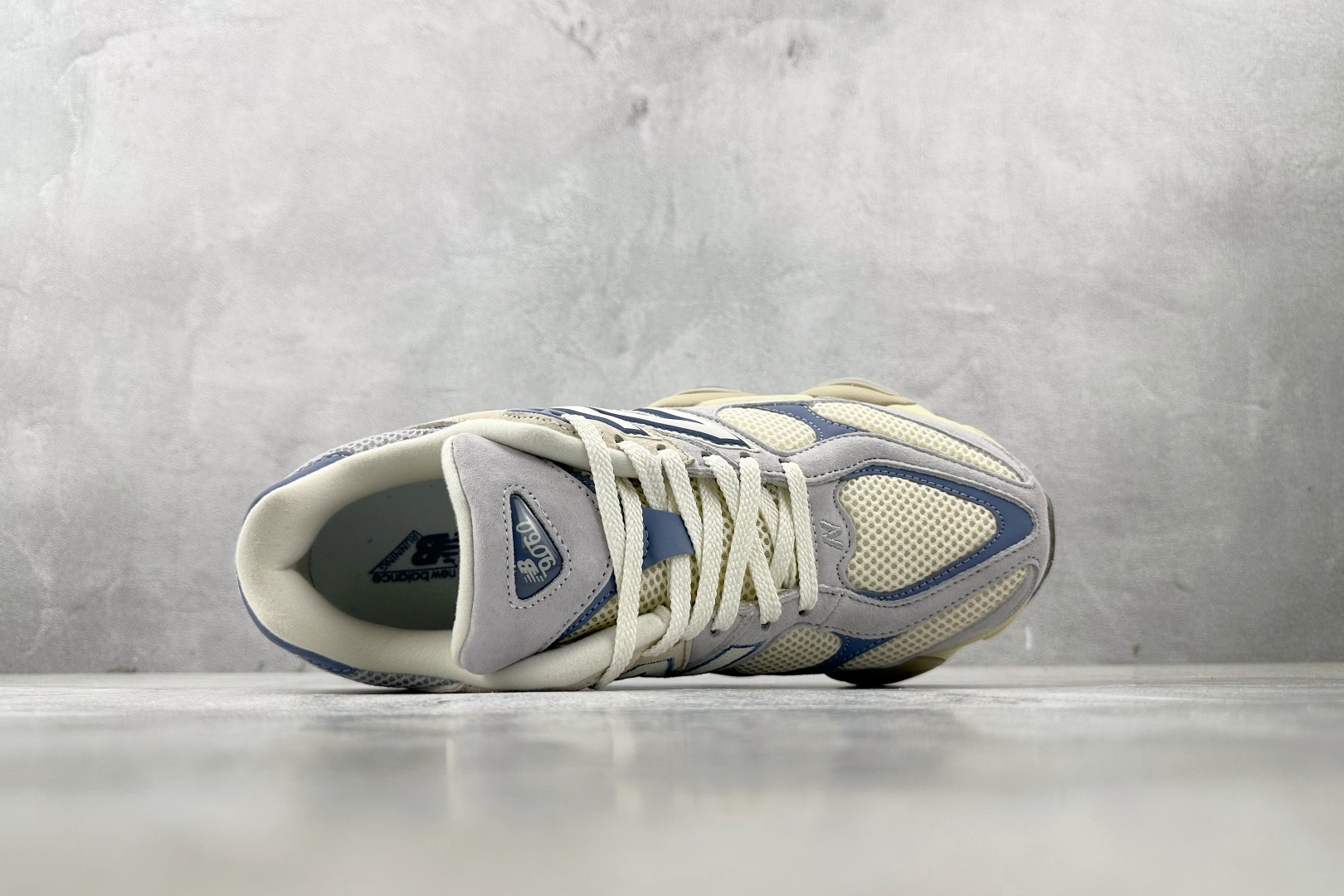 New Balance Sneakers-231