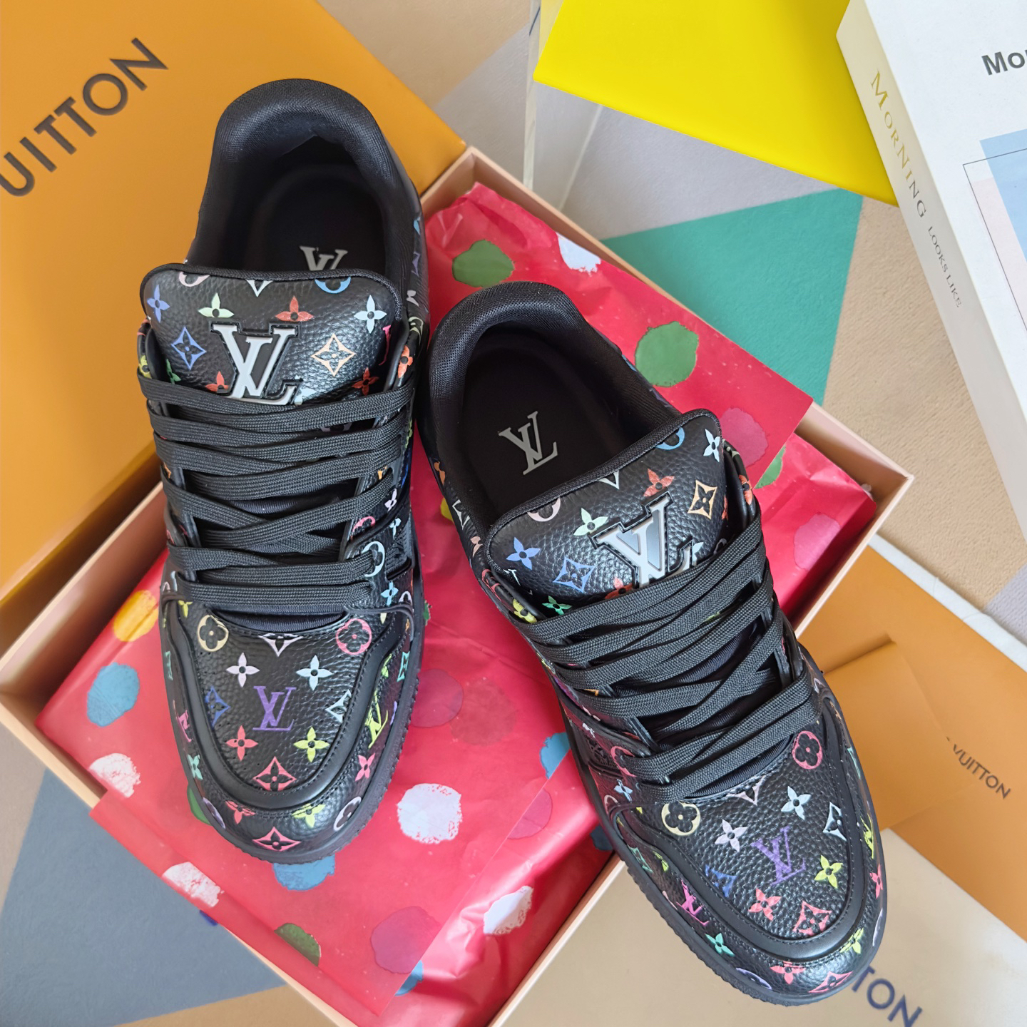 Lv Sneakers-122