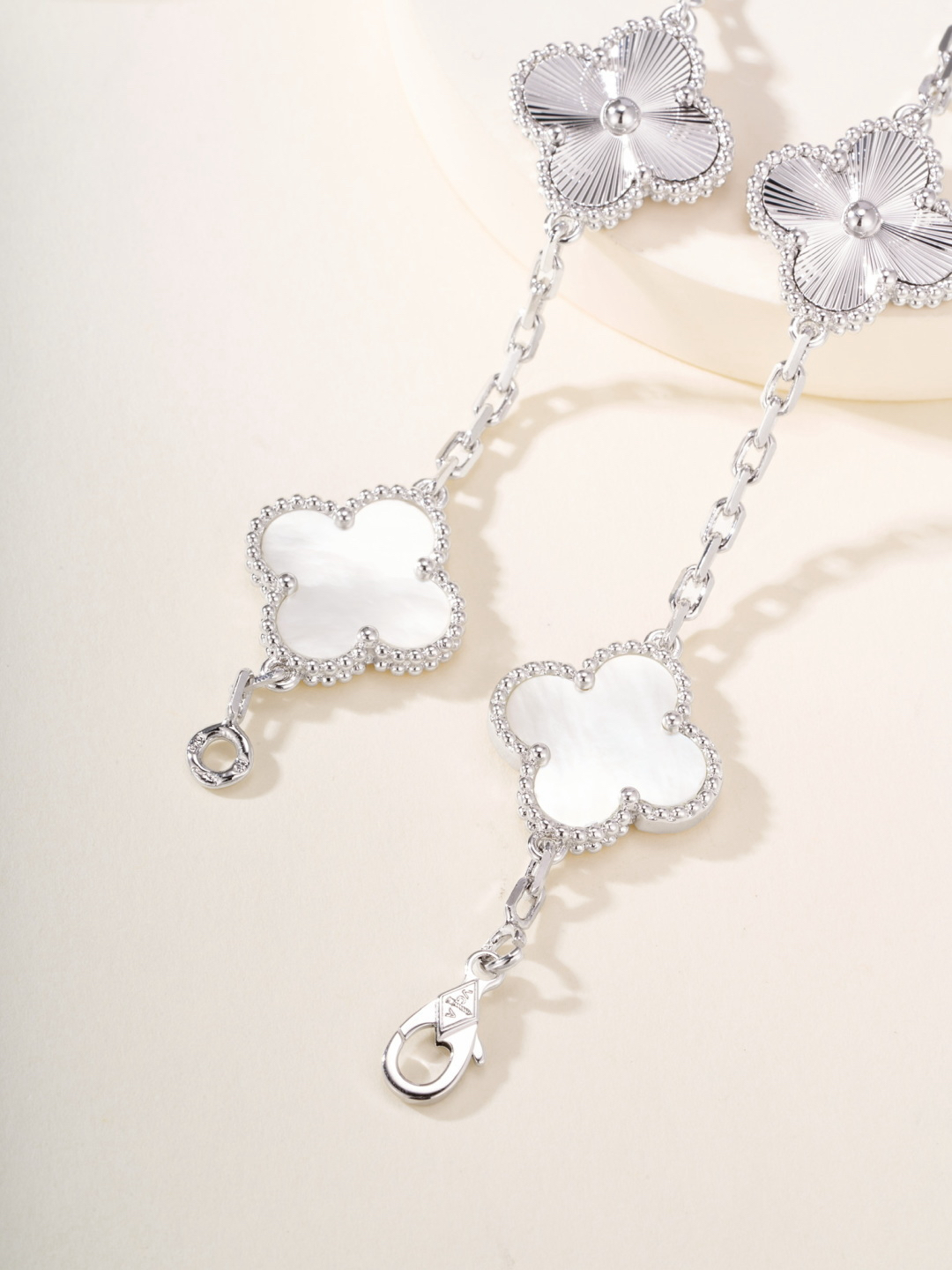 Van Cleef & Arpels Bracelet-18