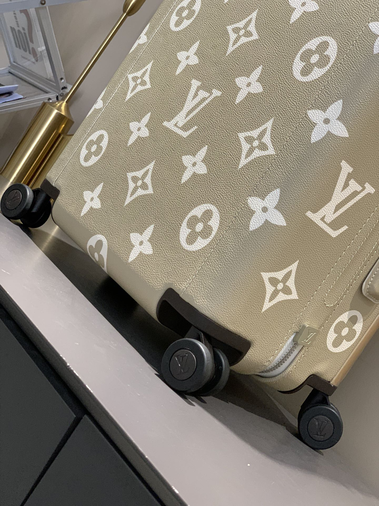LV luggage-49