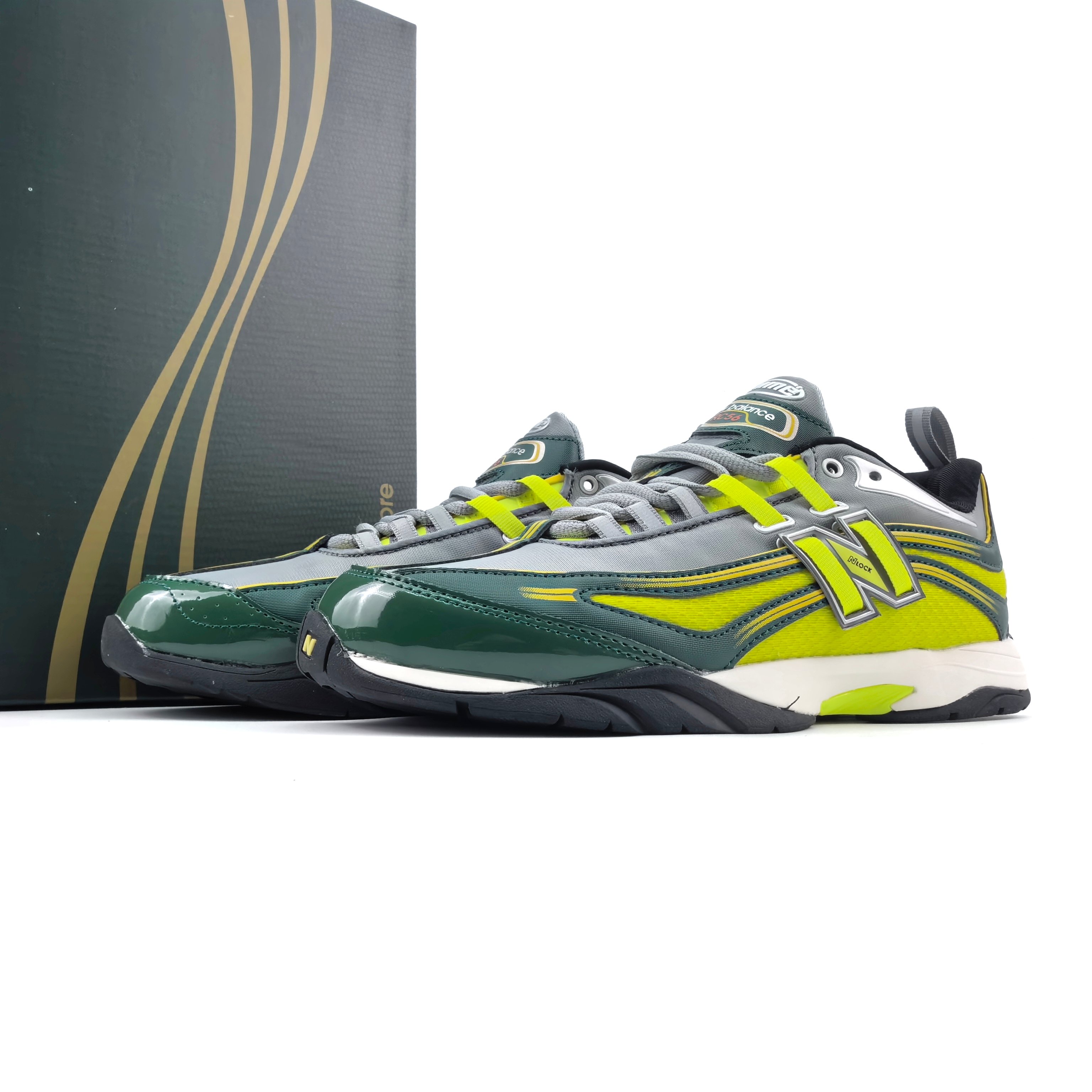 New Balance Sneakers-115