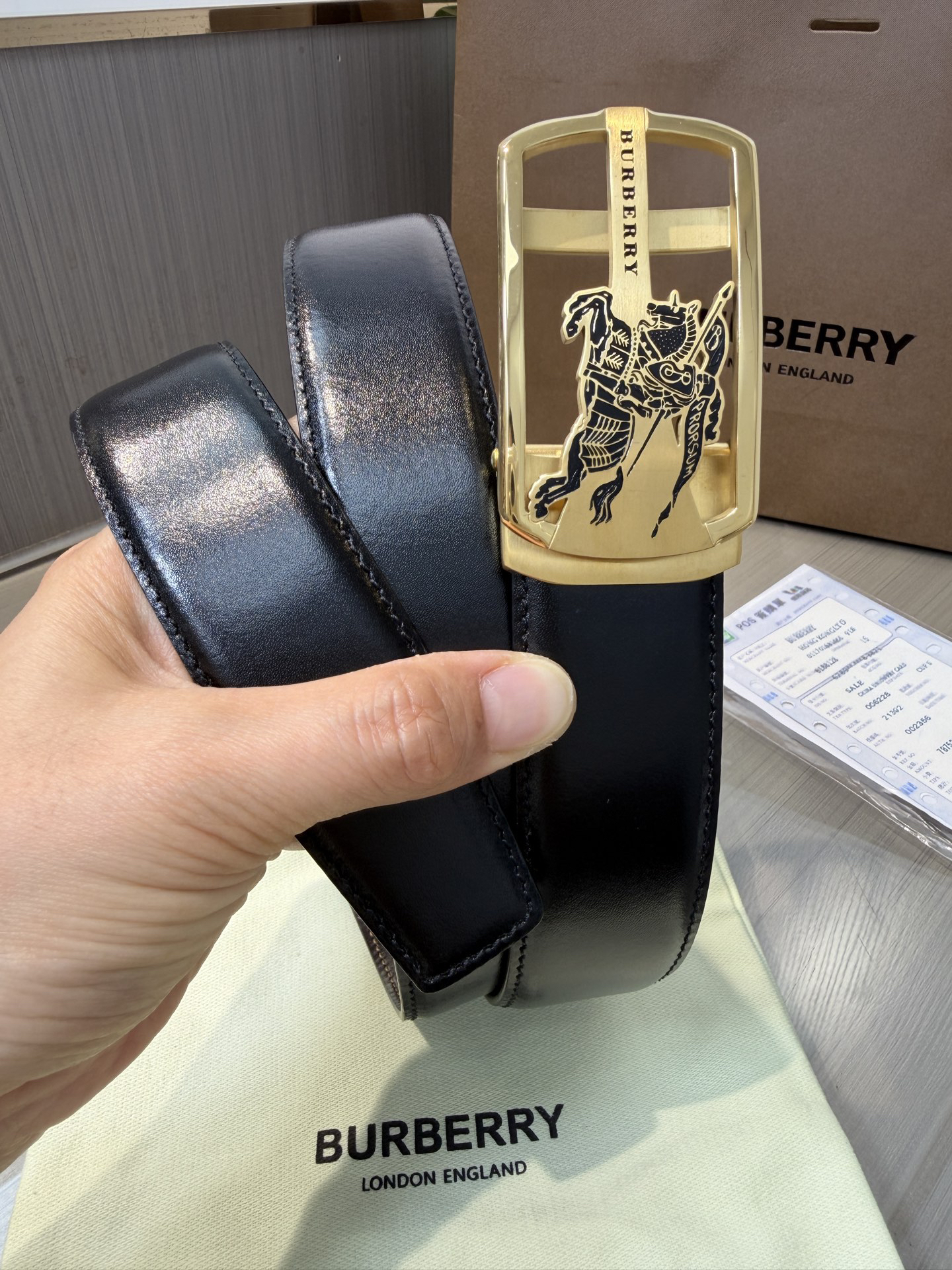 Burberry belt-80