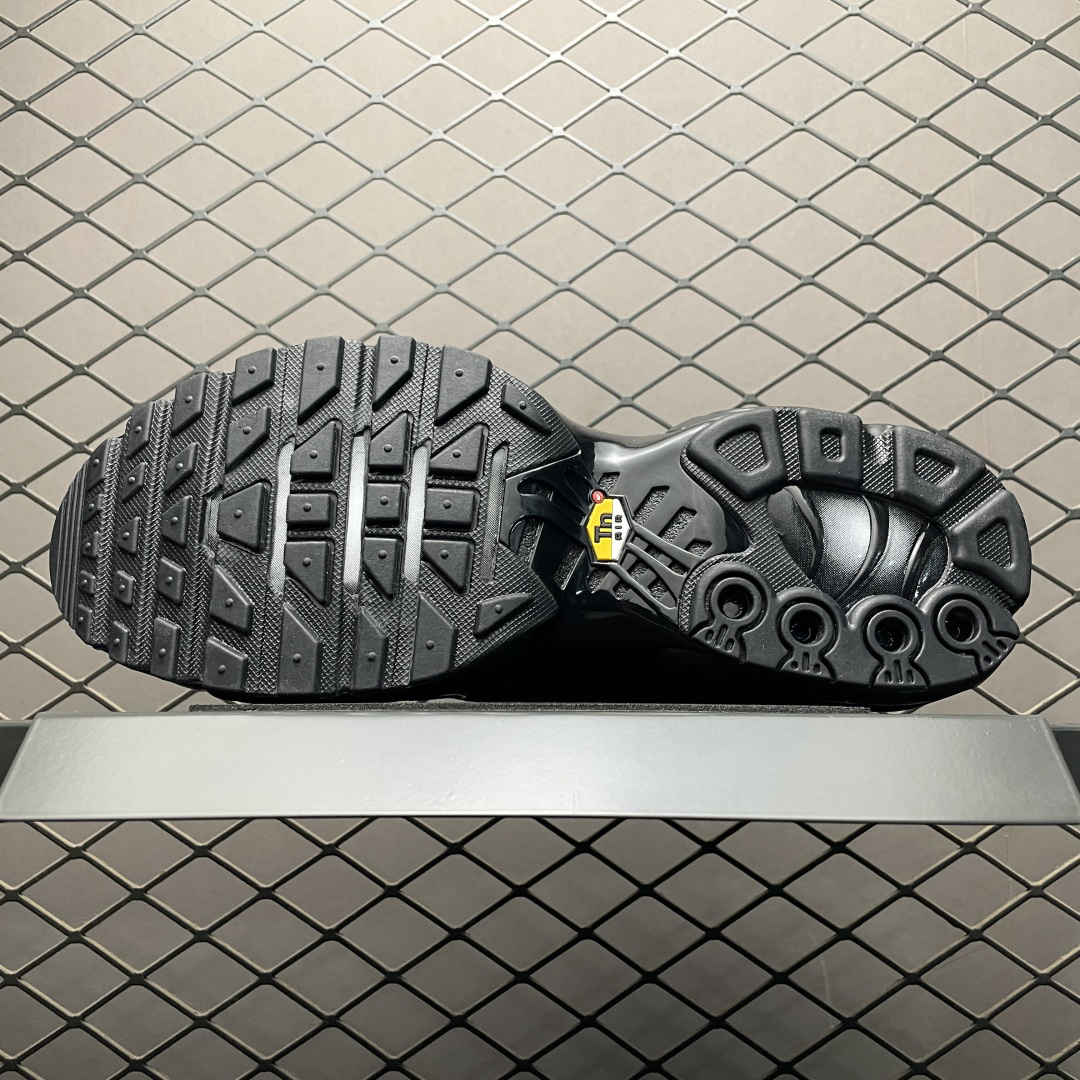 Nike Sneakers-305