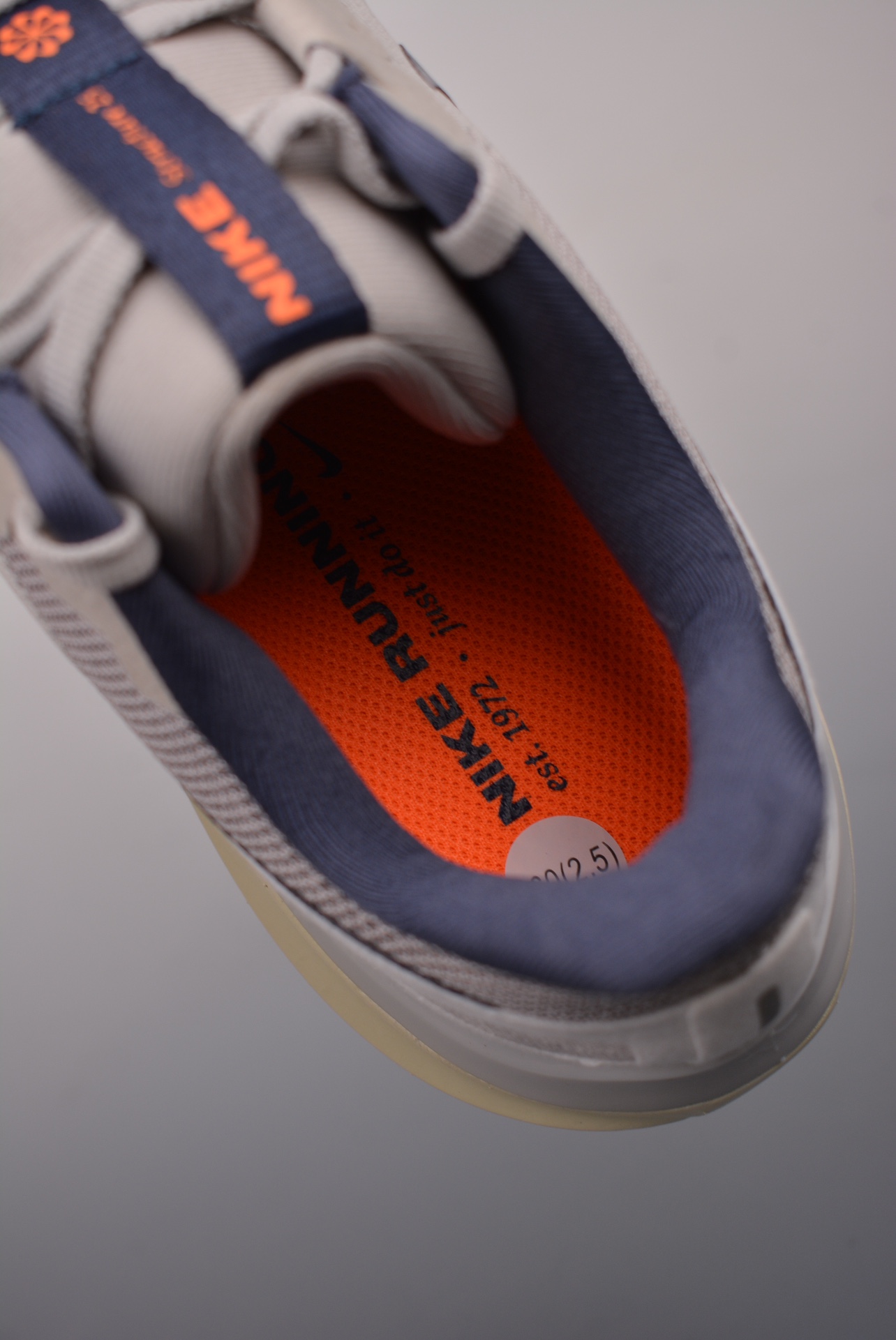 Nike Sneakers-304