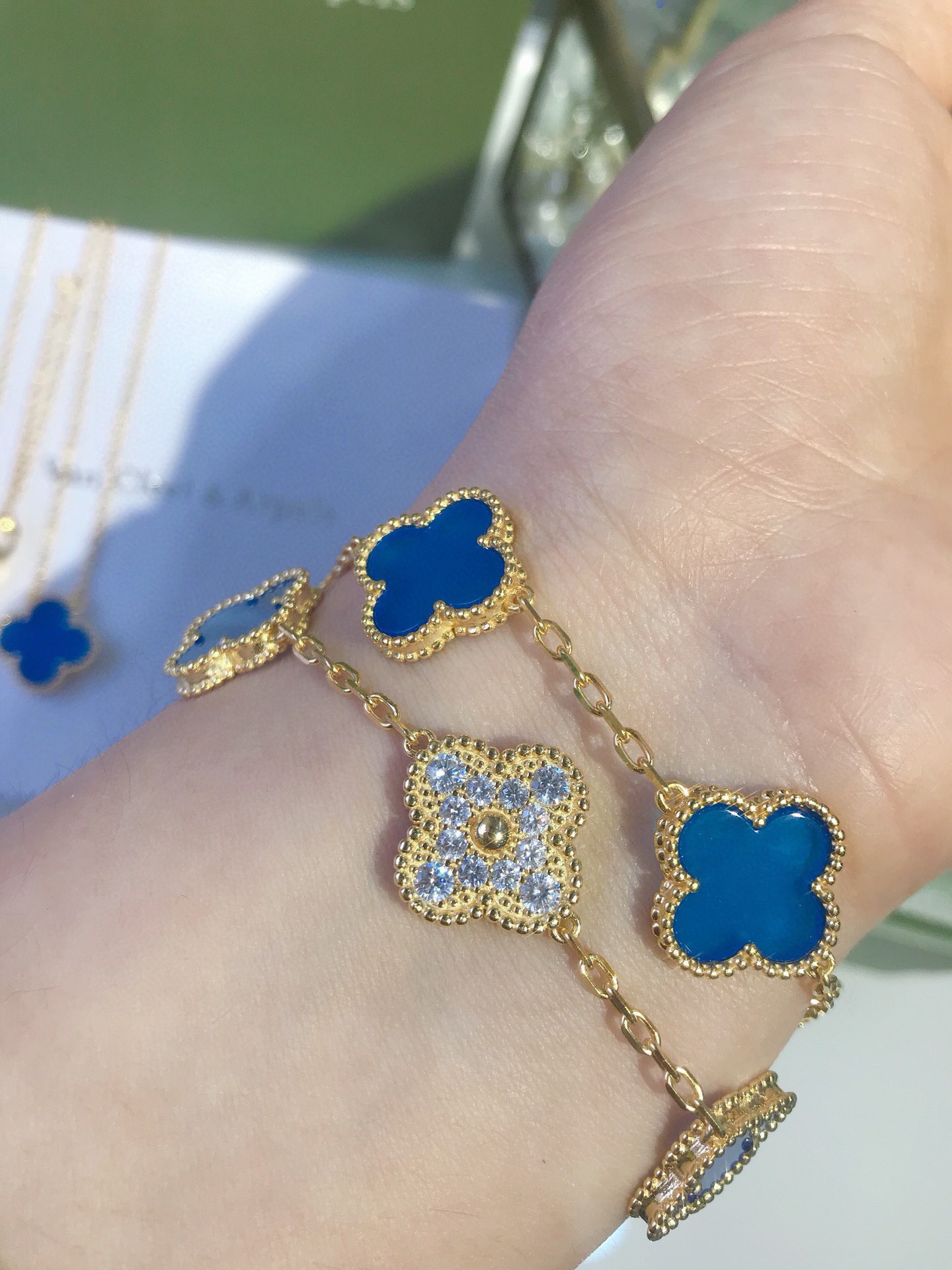 Van Cleef & Arpels Bracelet-60