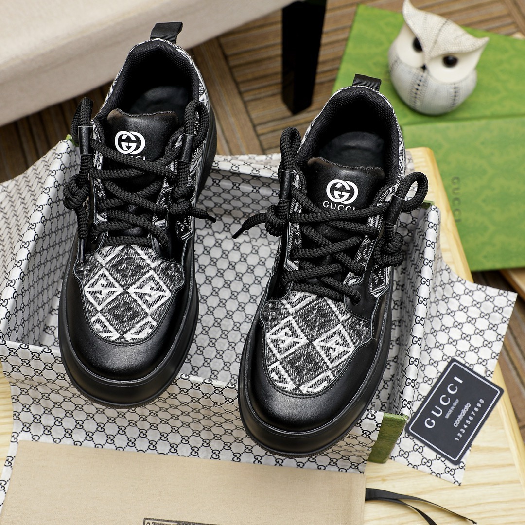 Gucci Sneakers-1