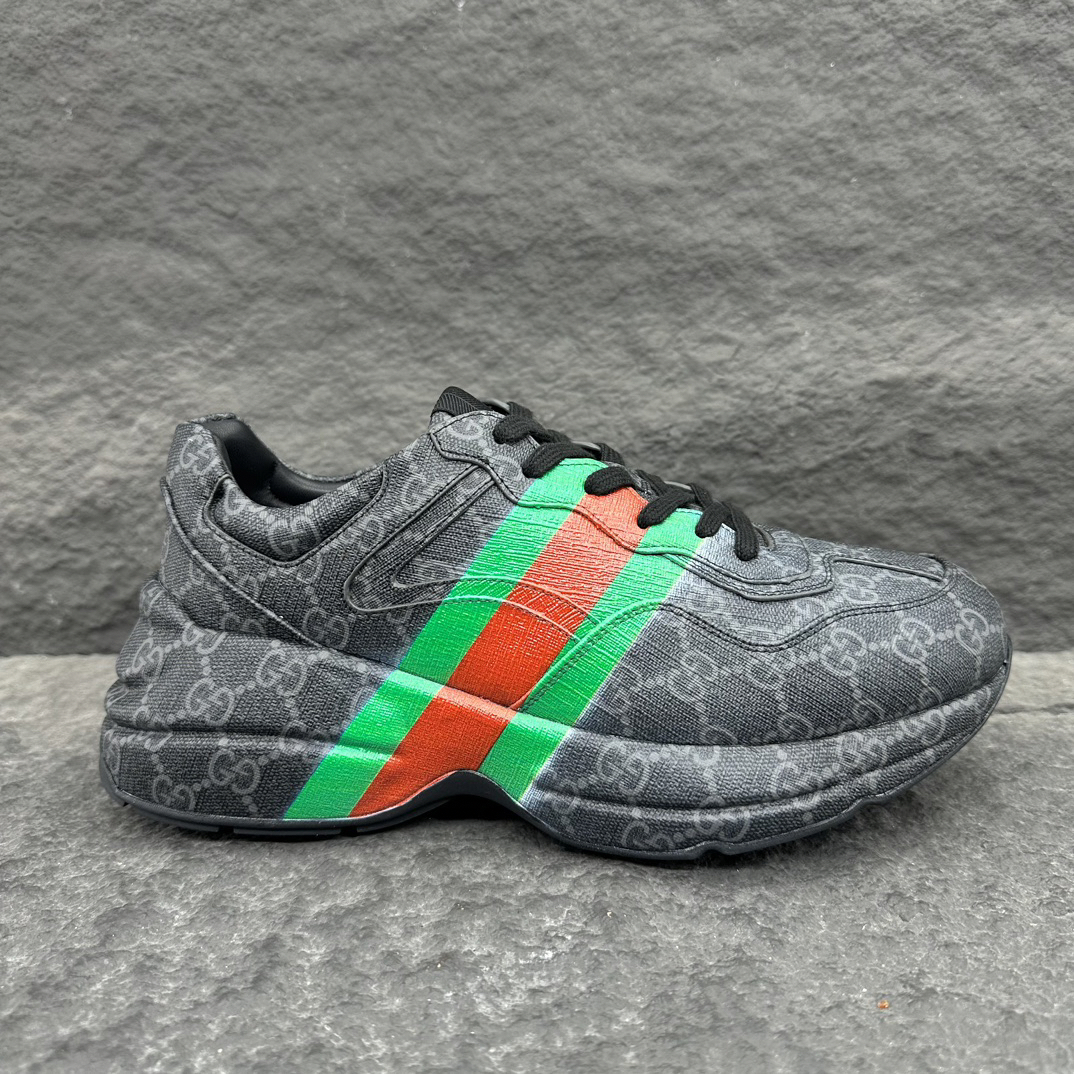 Gucci Sneakers-172