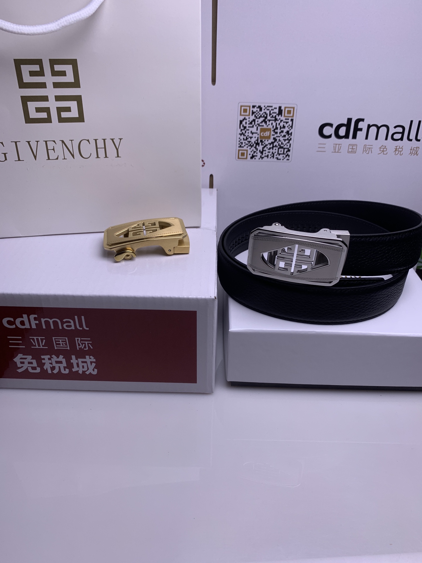 Givenchy belt-95