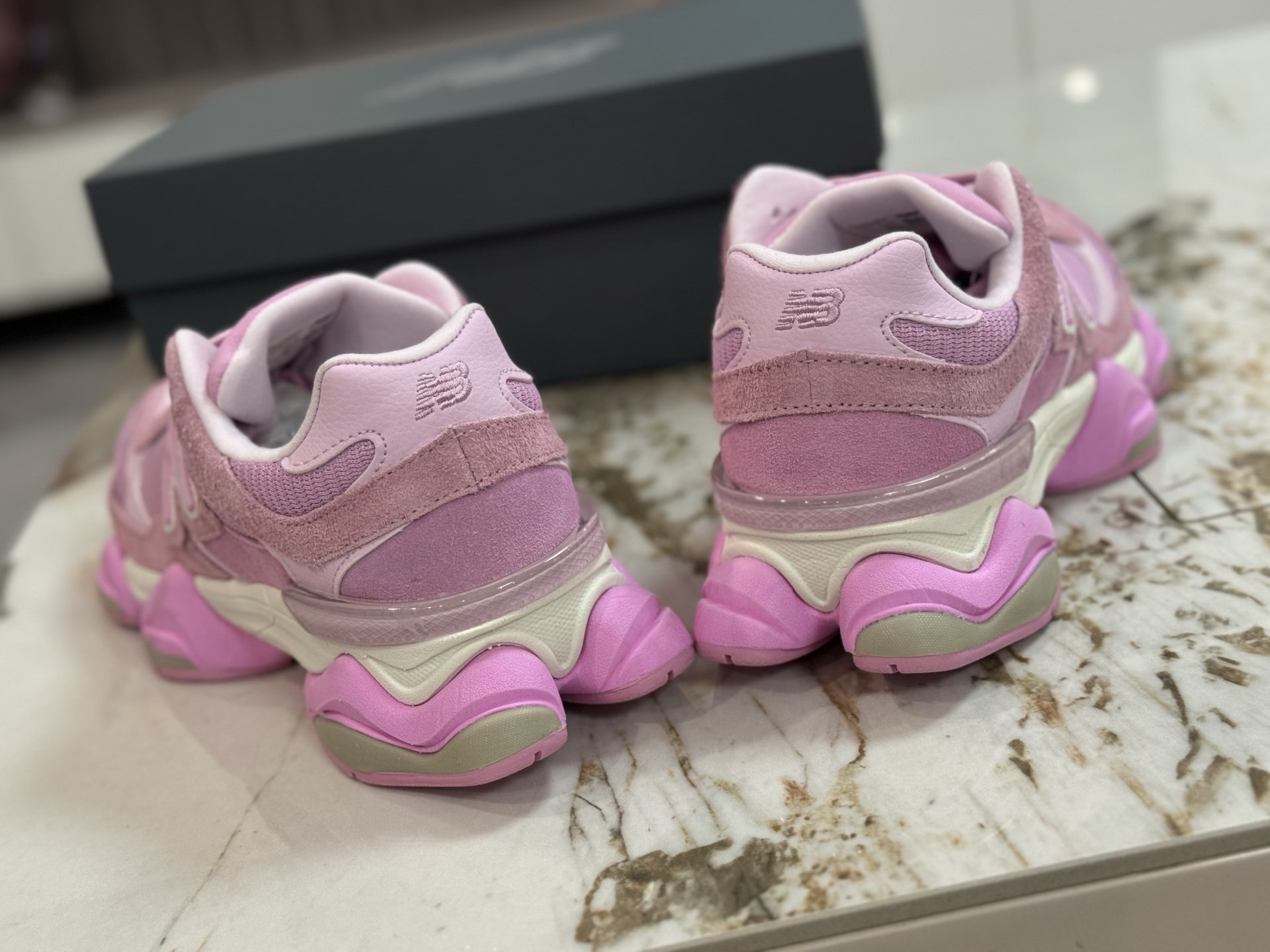 New Balance Sneakers-19