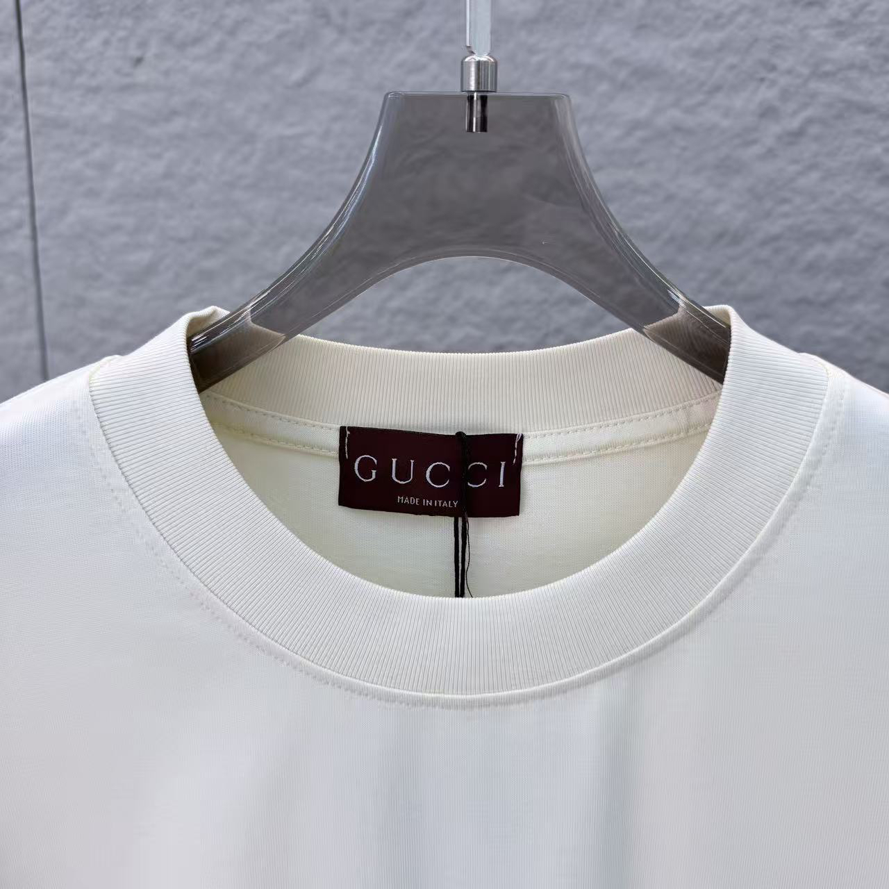 Gucci clothing-165