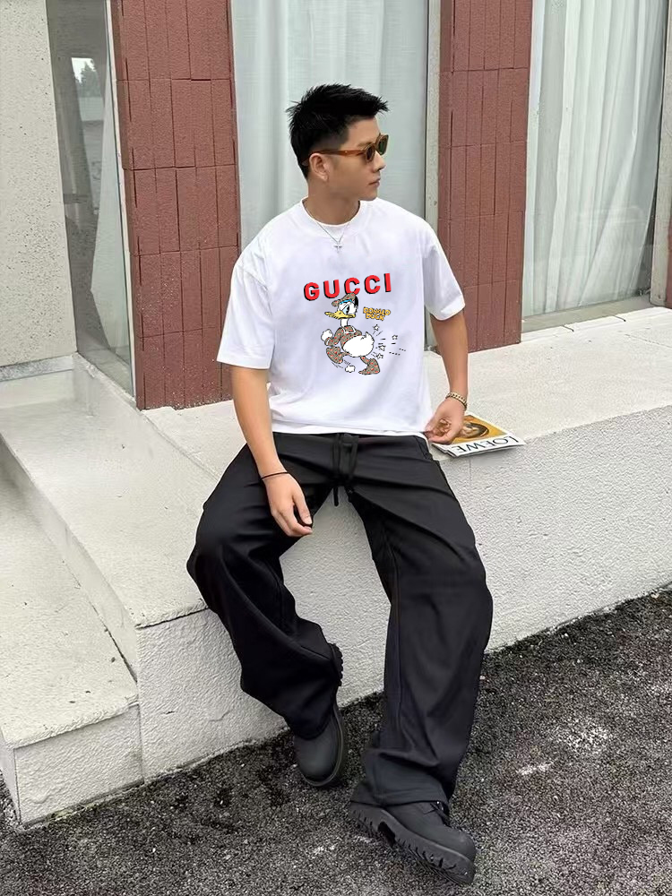 Gucci clothing-228