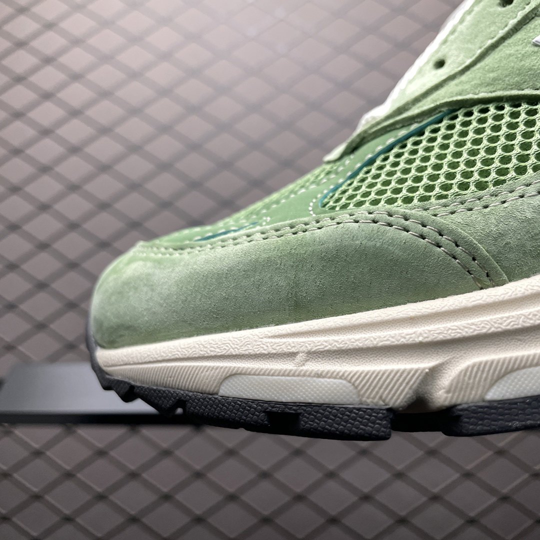 New Balance Sneakers-332