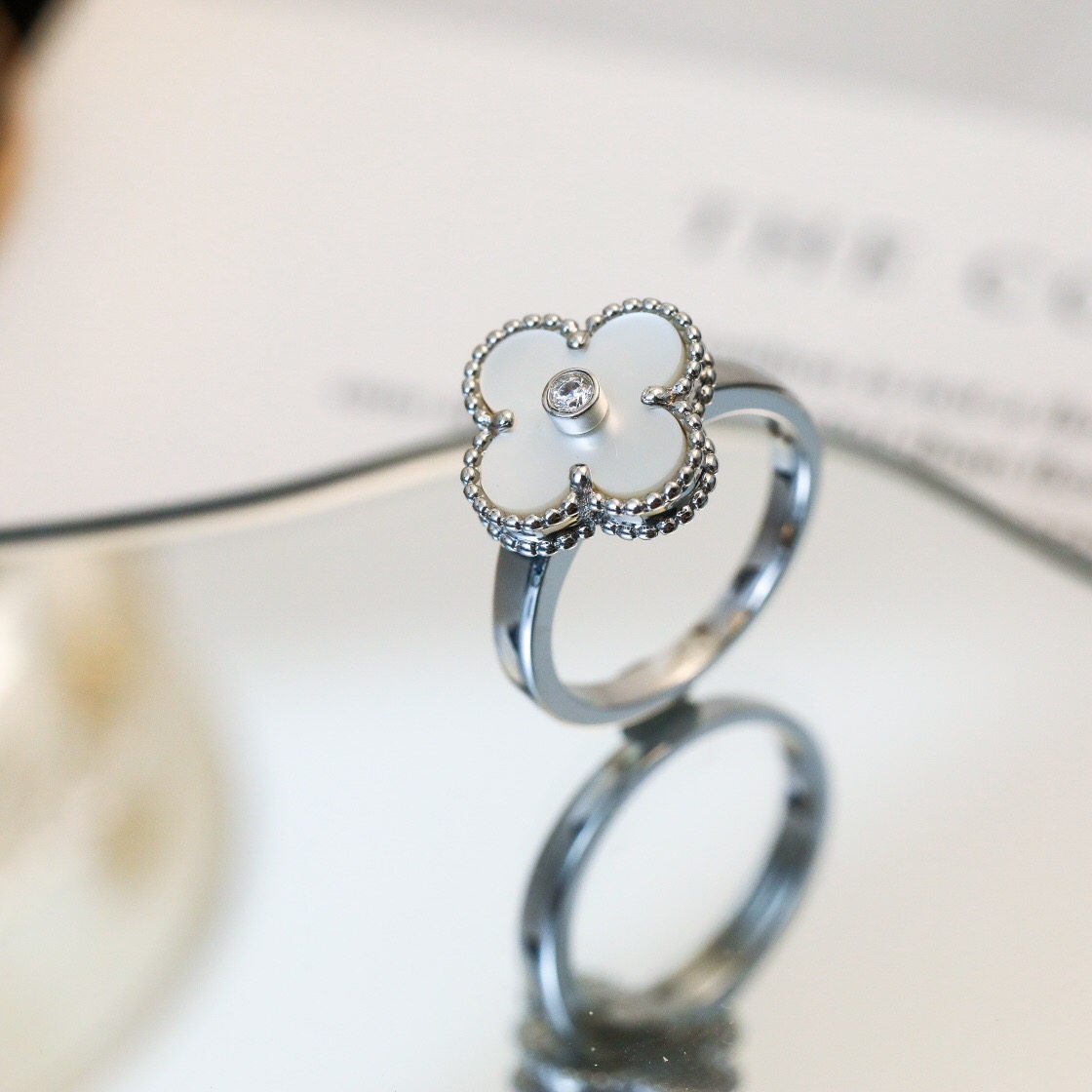 Van Cleef & Arpels ring-69