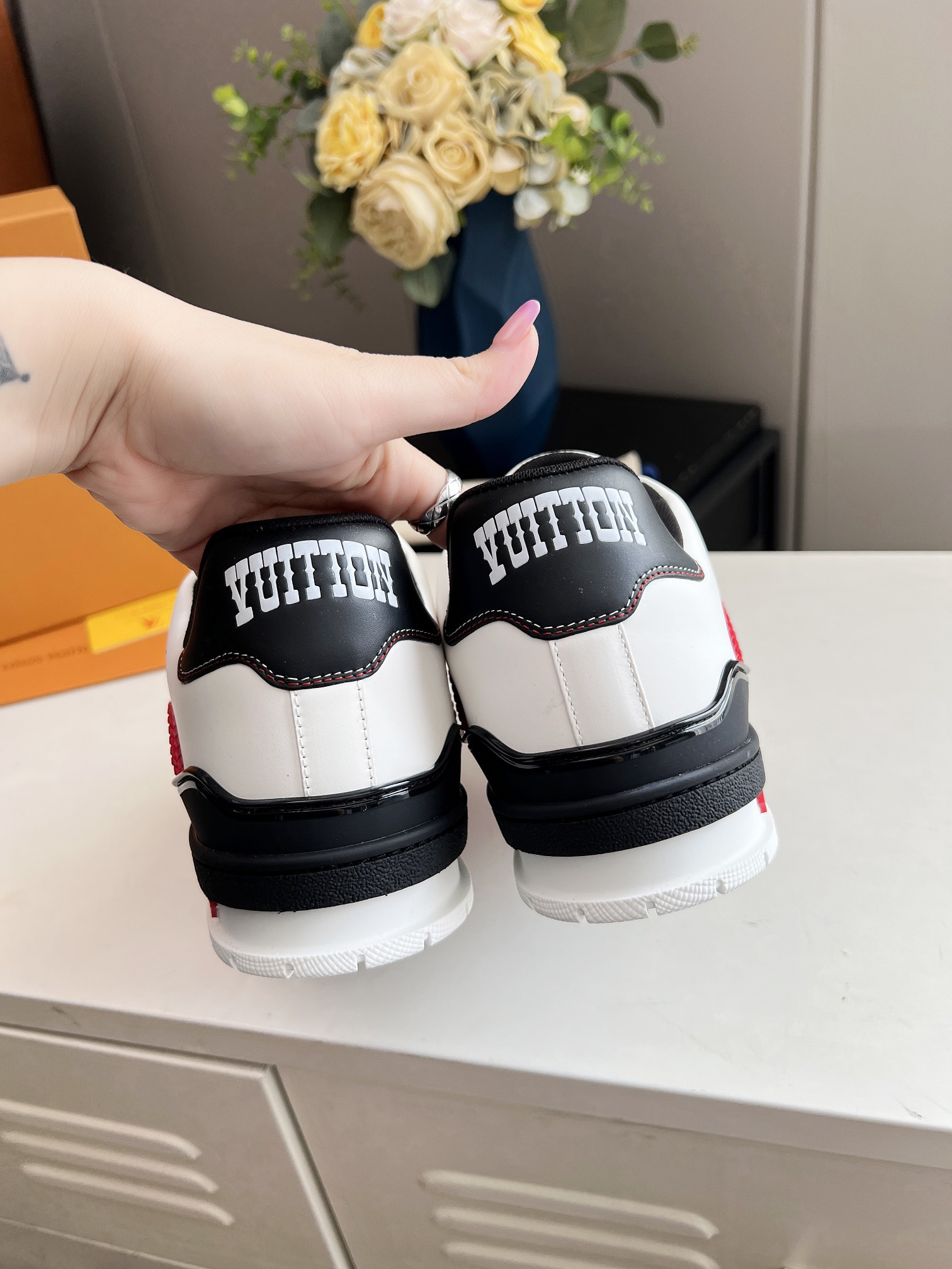 Lv Sneakers-68