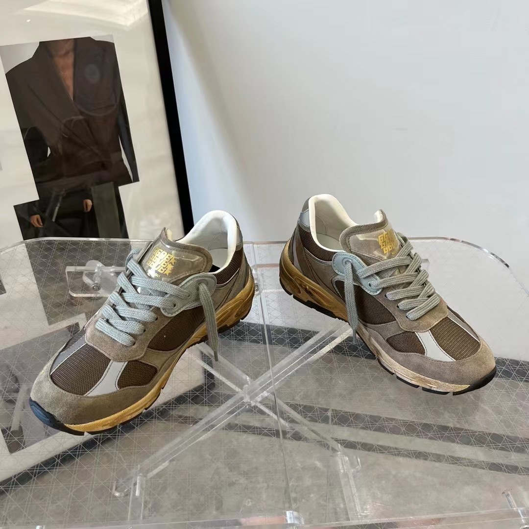 Golden Goose Sneakers-94