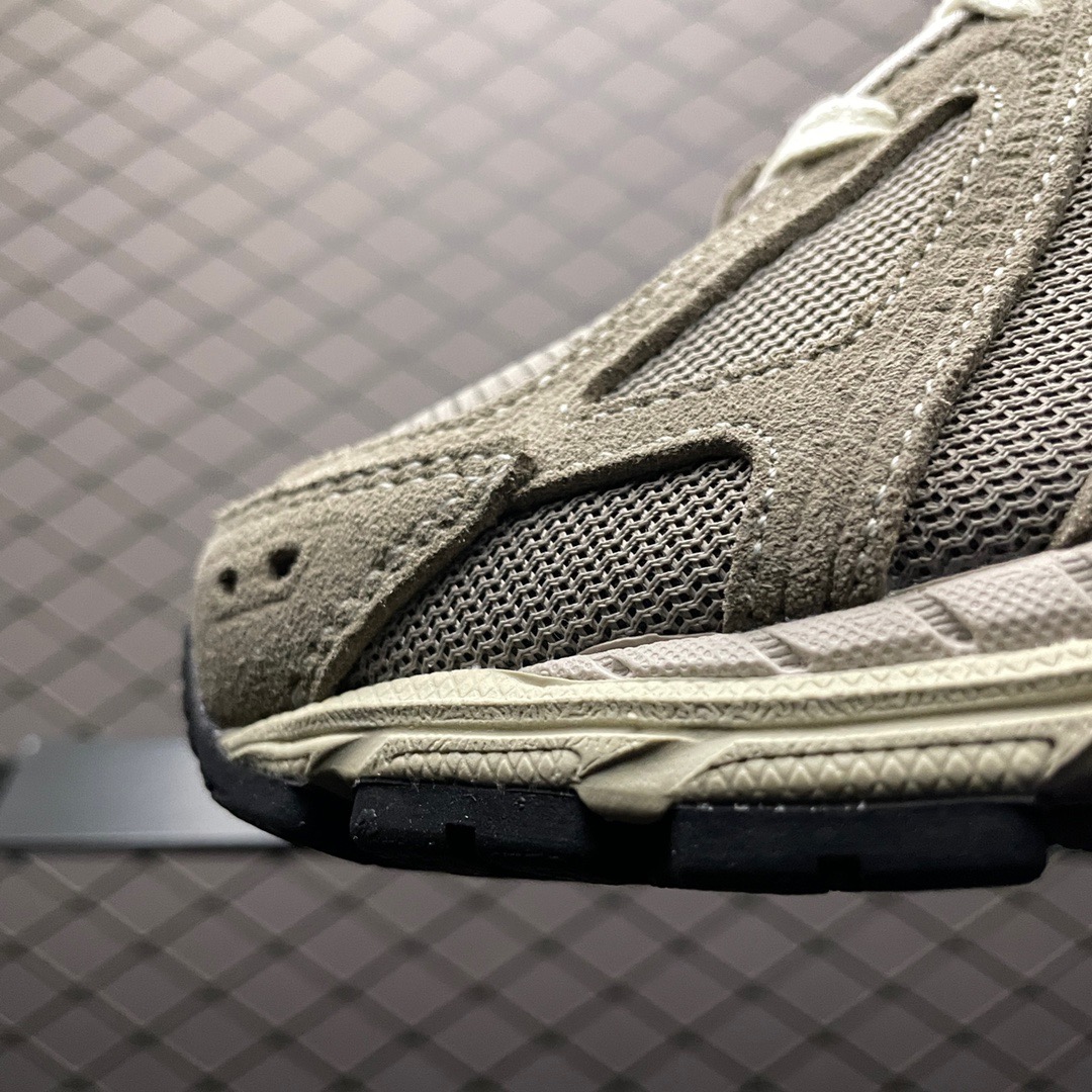 New Balance Sneakers-37