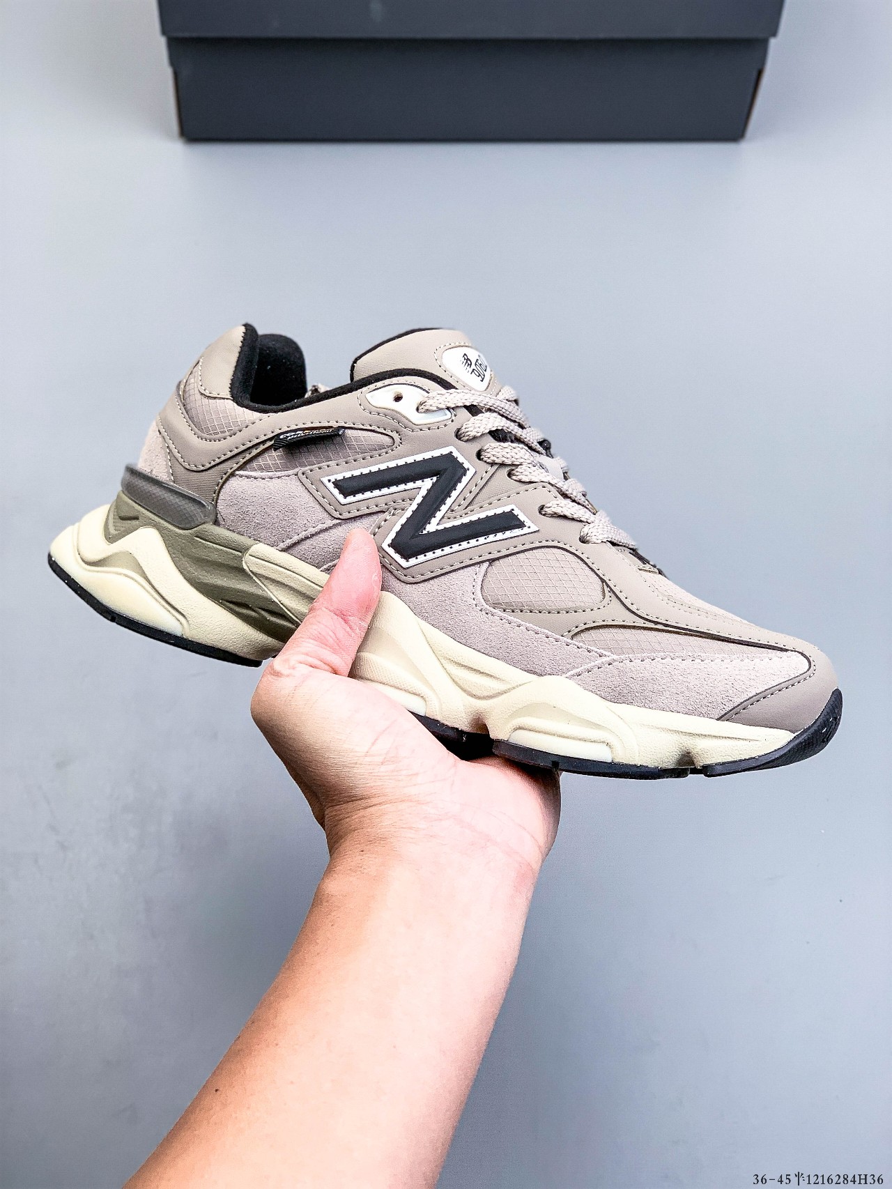 New Balance Sneakers-335