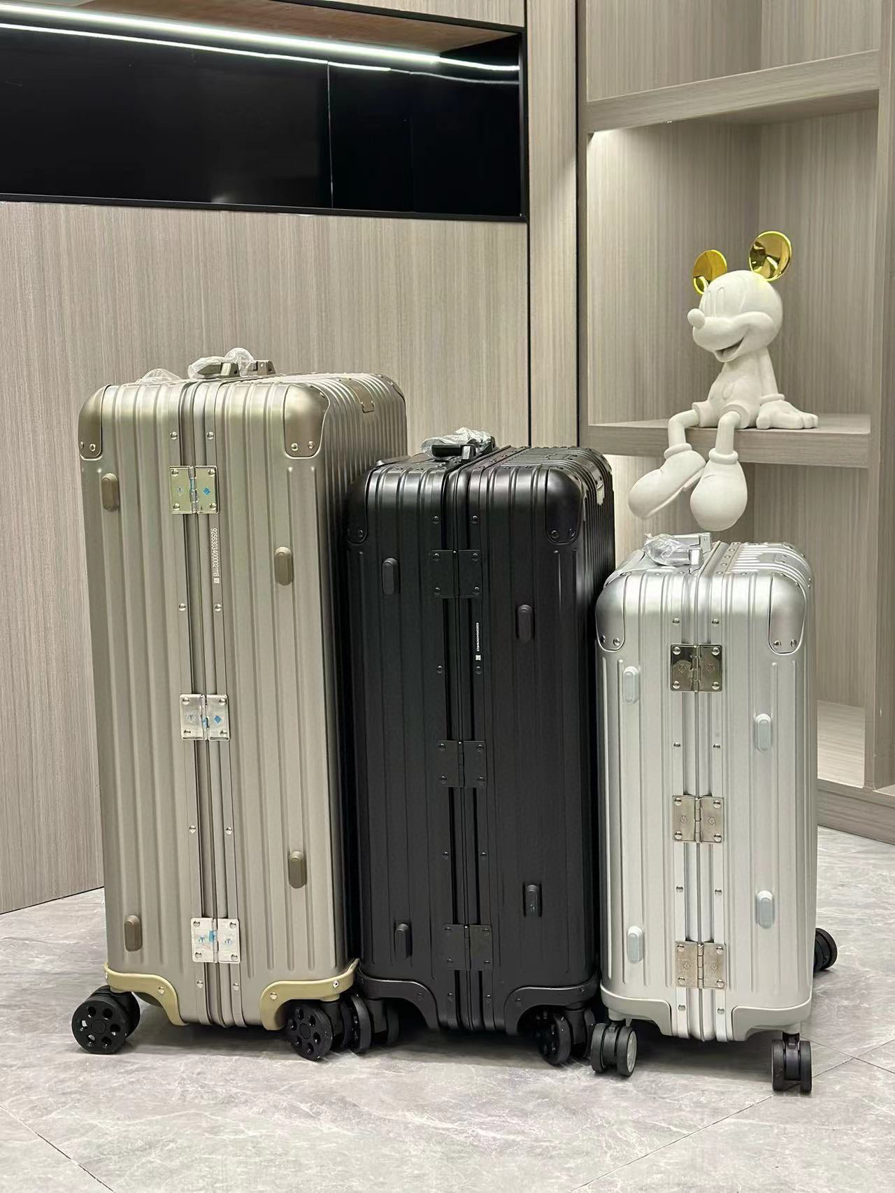 RIMOWA luggage-16