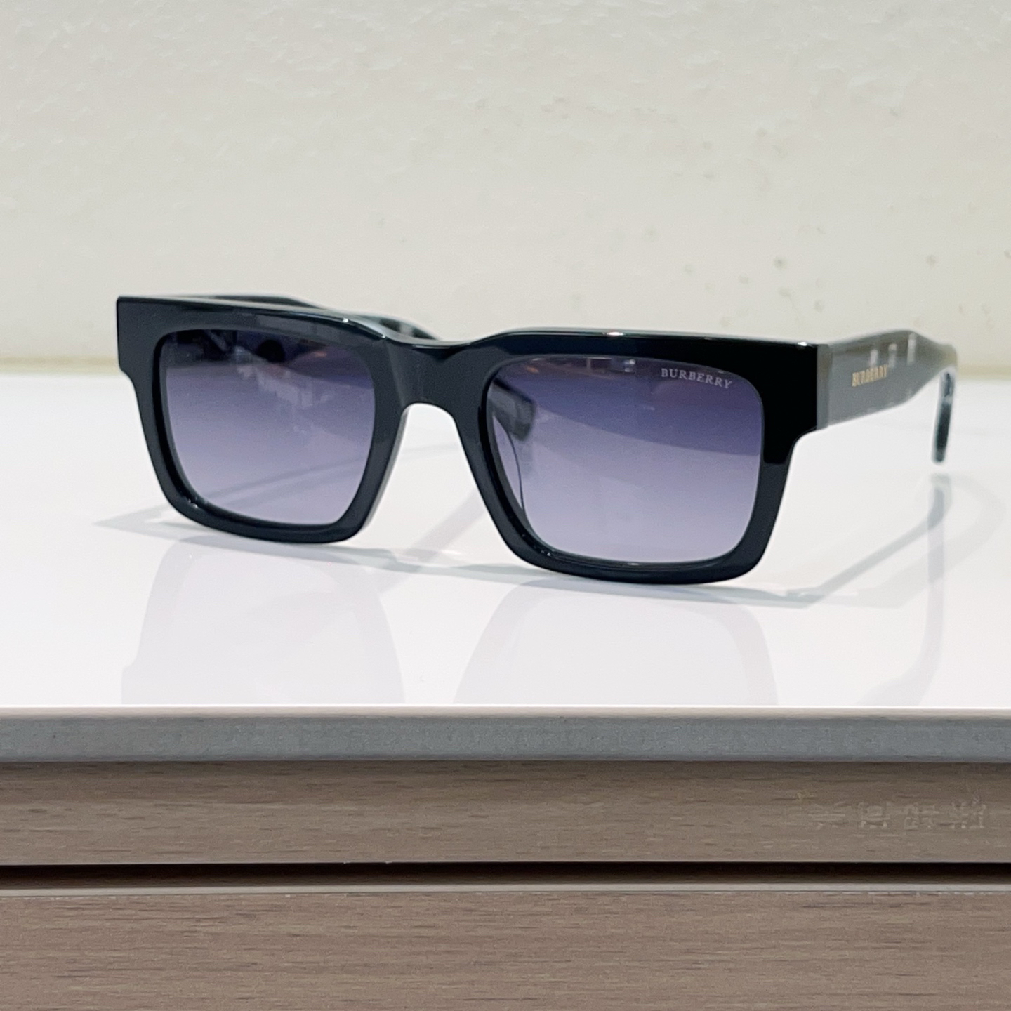 Burberry glasses-64