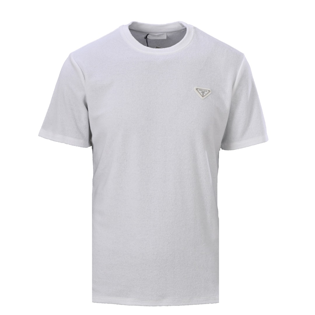Prada Clothing-150
