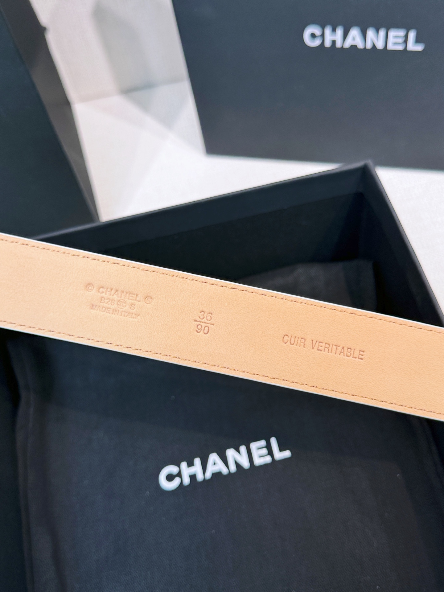 Chanel belt-100