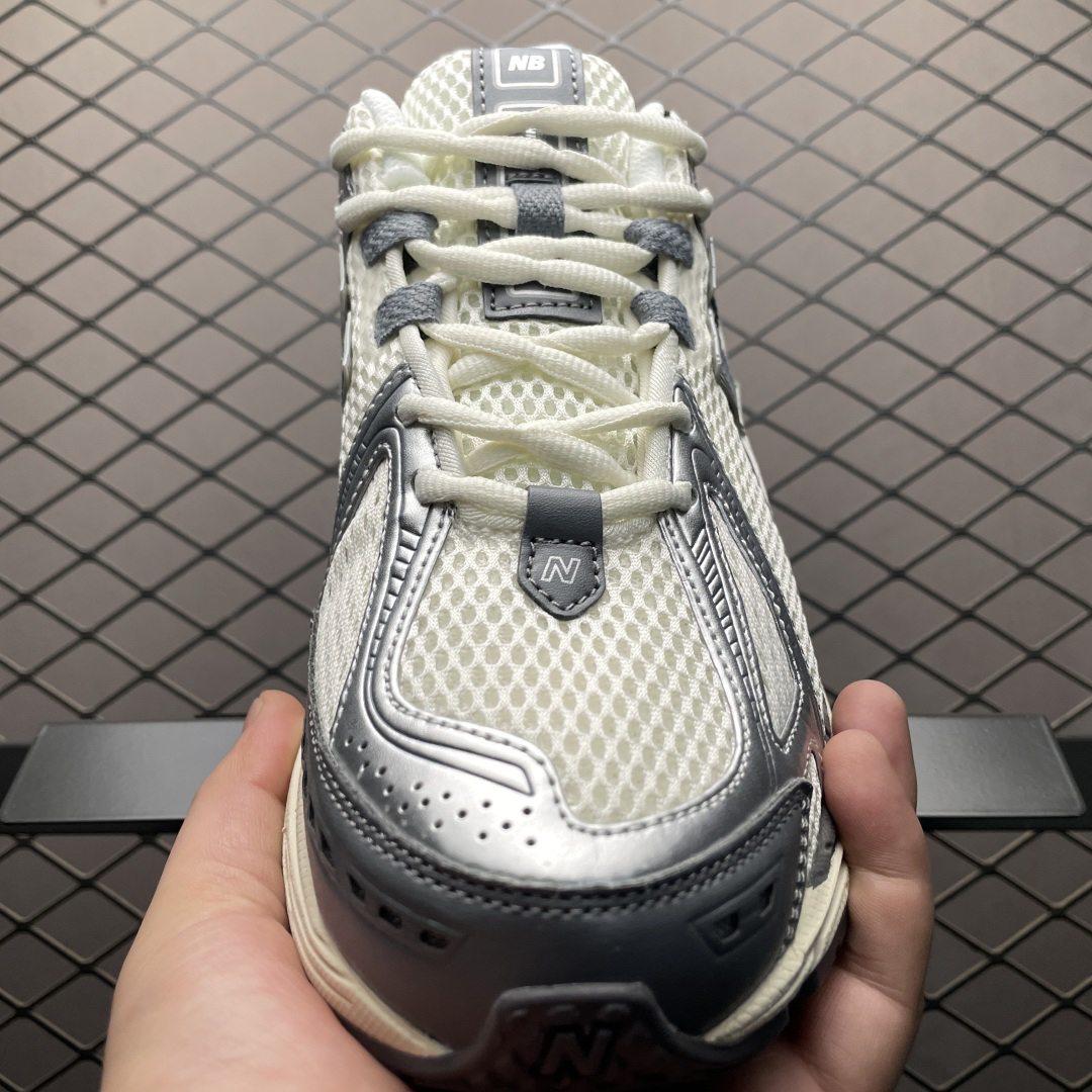 New Balance Sneakers-151