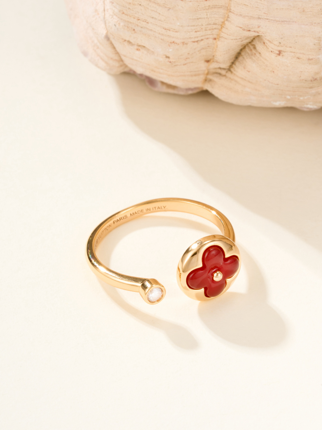 LV ring-16