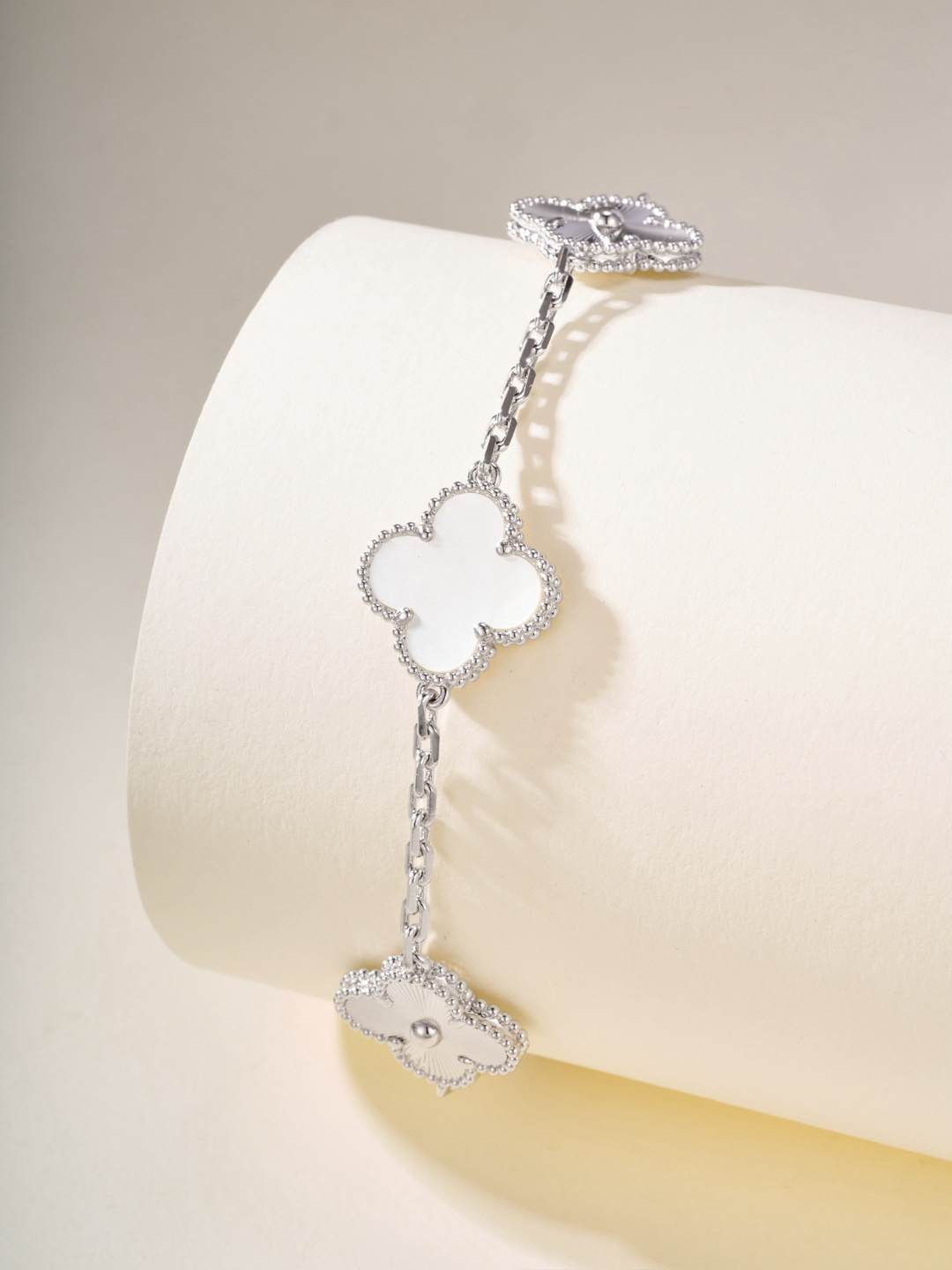 Van Cleef & Arpels Bracelet-18